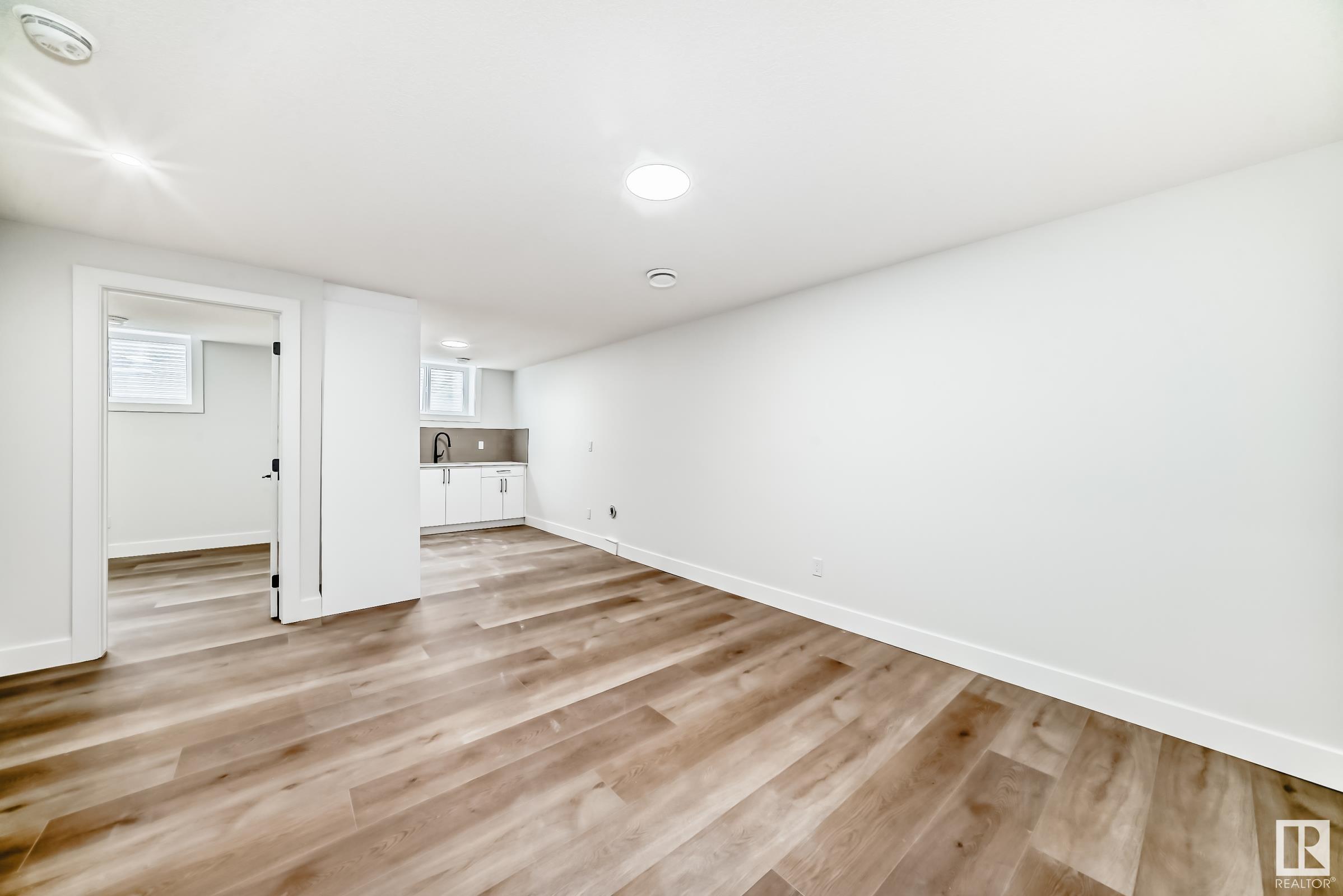      5028 67 ST , Beaumont,  ,T4X 2A2 ;  Listing Number: MLS E4420415