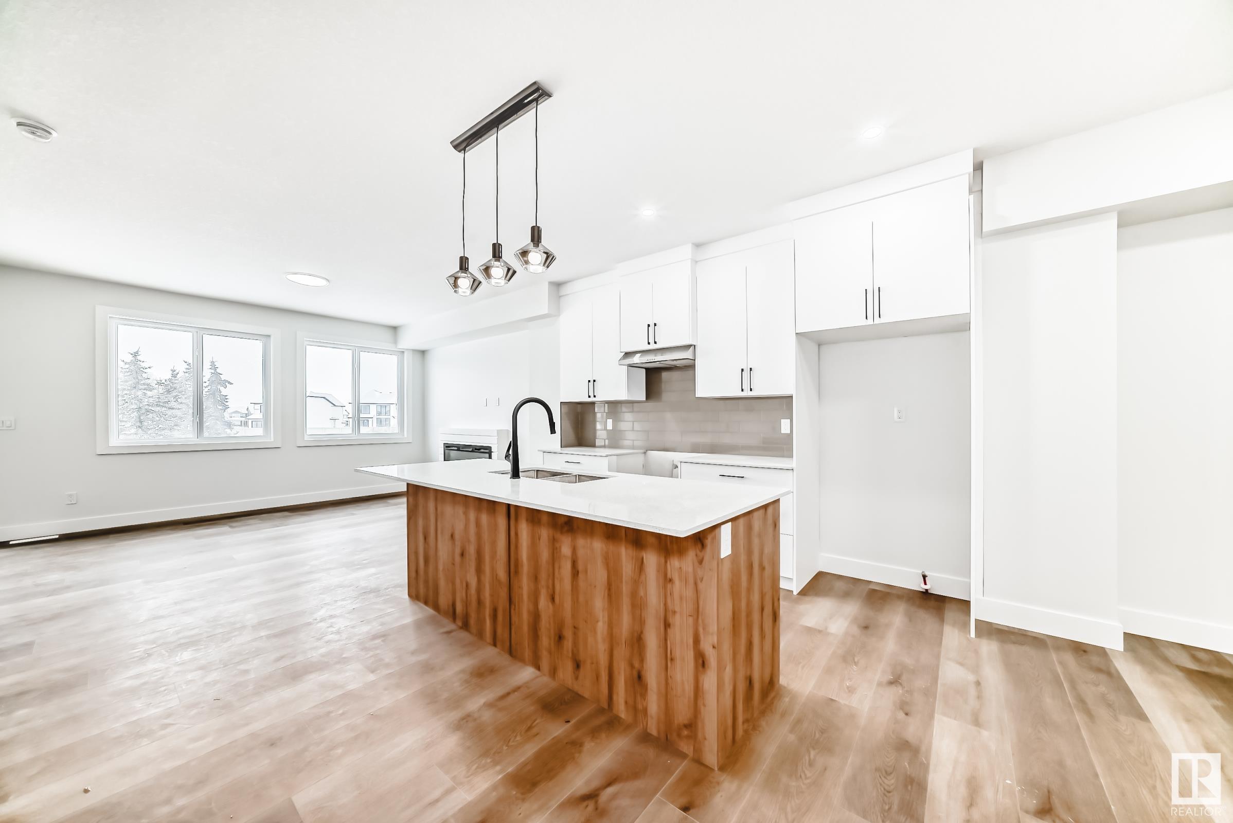      5028 67 ST , Beaumont,  ,T4X 2A2 ;  Listing Number: MLS E4420415