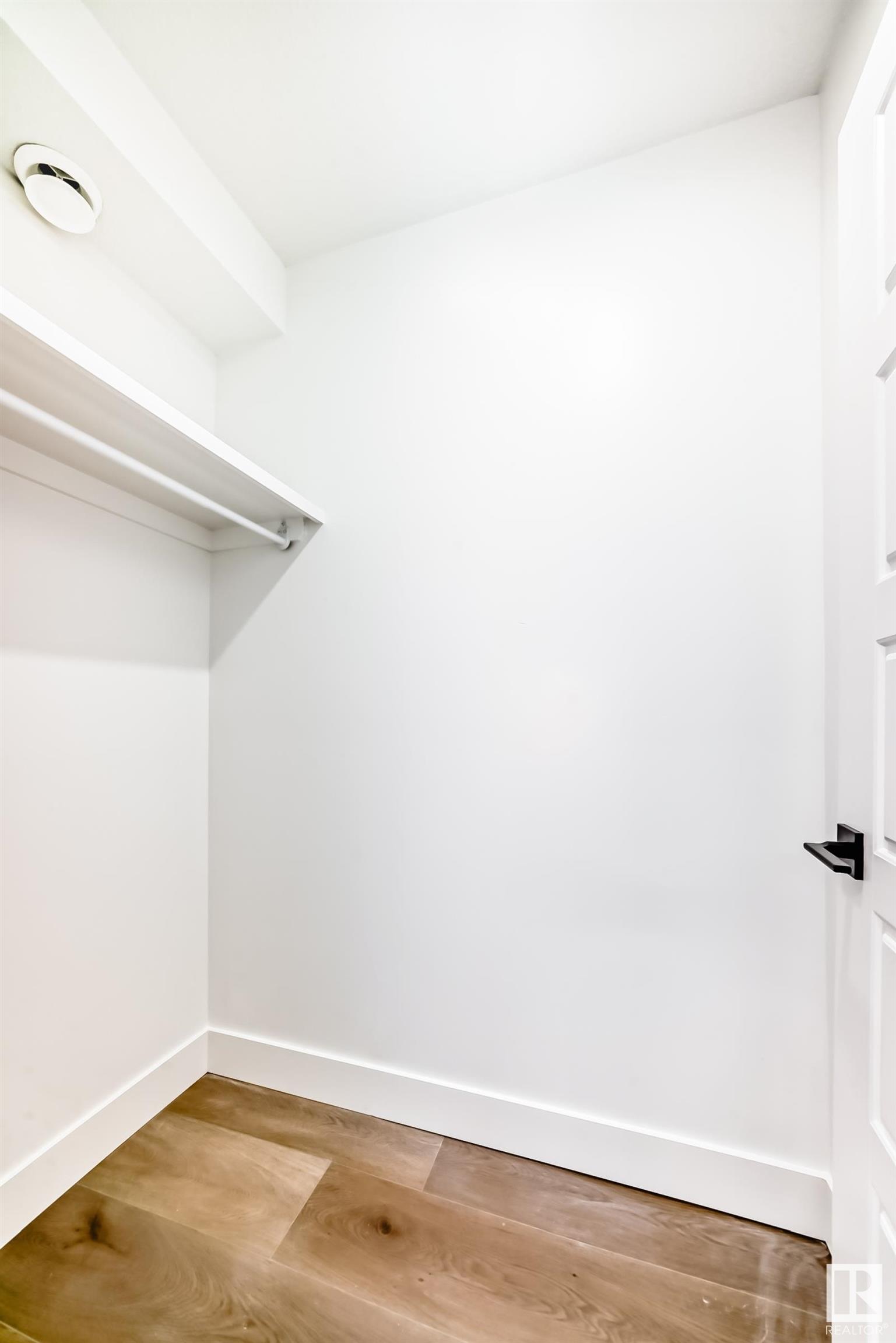      5028 67 ST , Beaumont,  ,T4X 2A2 ;  Listing Number: MLS E4420415