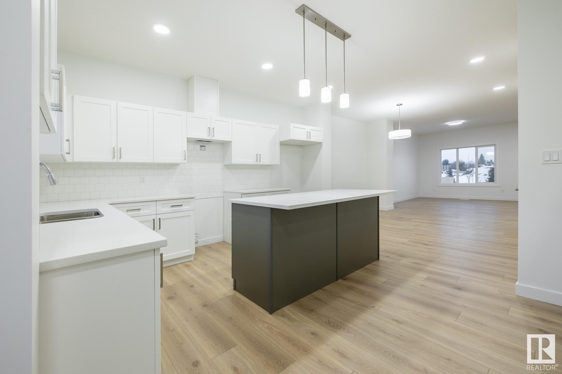      210 salisbury WY , Sherwood Park,  ,T8B 0E8 ;  Listing Number: MLS E4420419