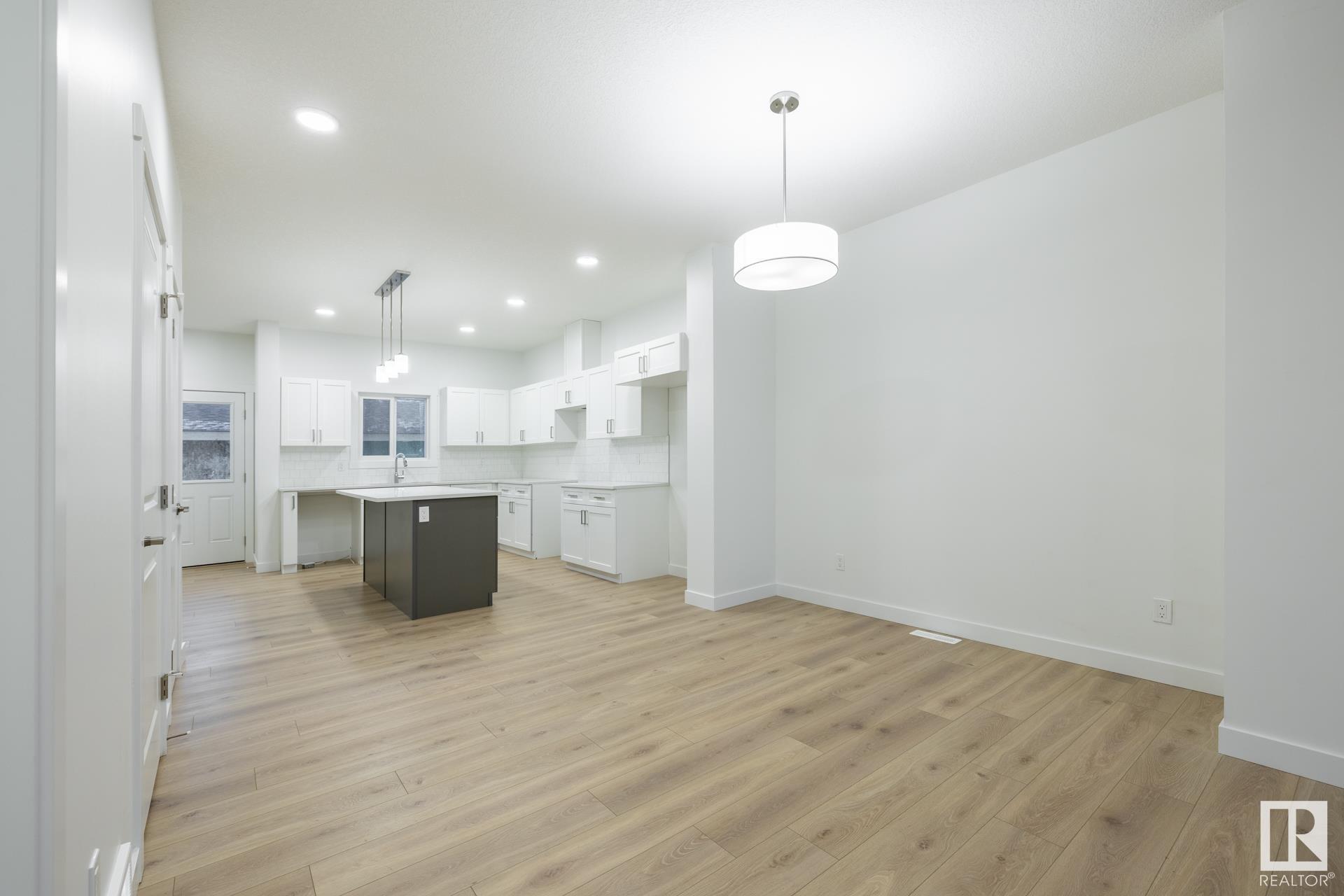     210 salisbury WY , Sherwood Park,  ,T8B 0E8 ;  Listing Number: MLS E4420419