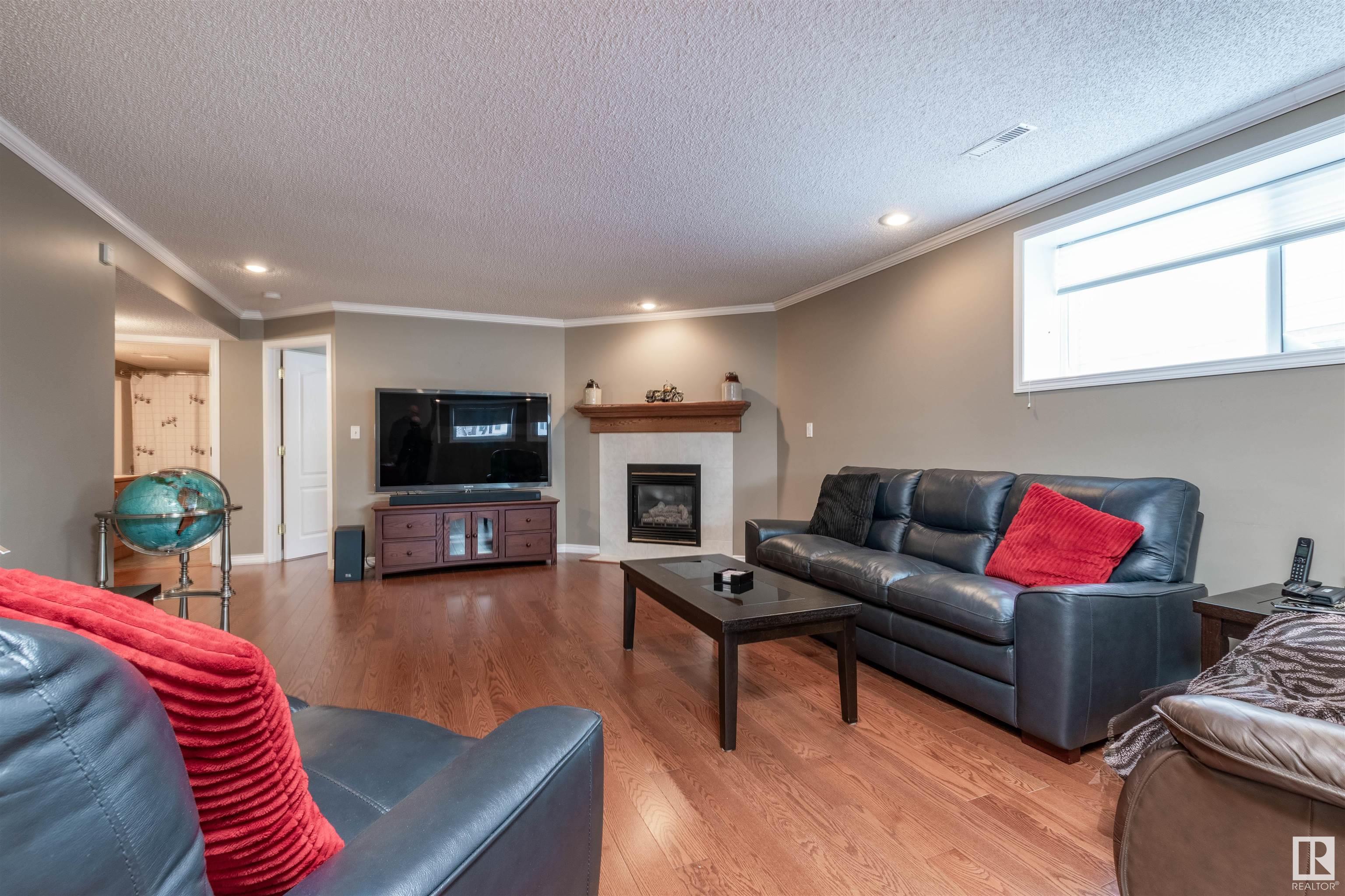      45 RIDGEPOINT WY , Sherwood Park,  ,T8A 5Z3 ;  Listing Number: MLS E4420420