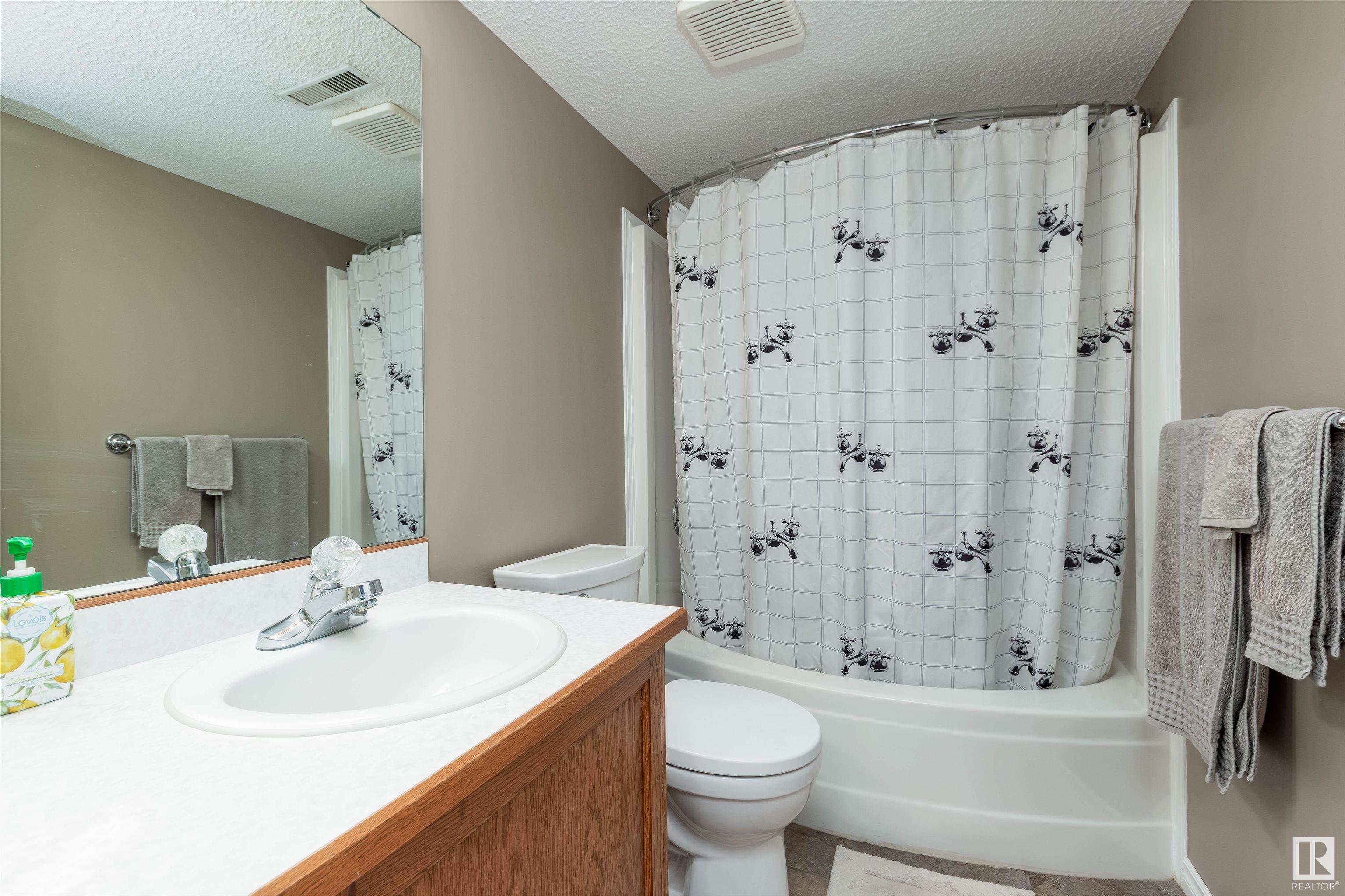      45 RIDGEPOINT WY , Sherwood Park,  ,T8A 5Z3 ;  Listing Number: MLS E4420420