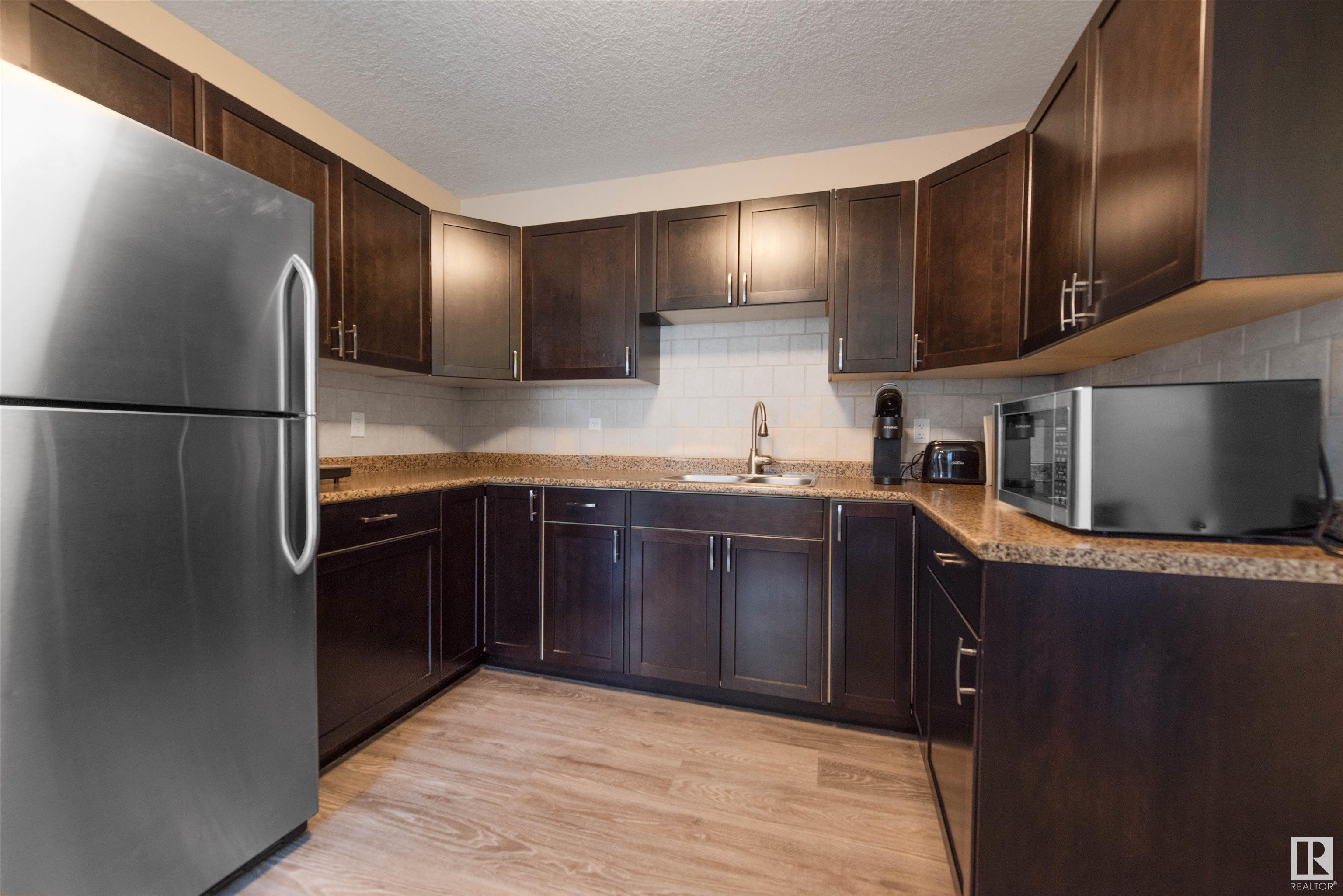      11436 97 ST NW , Edmonton,  ,T5G 1X5 ;  Listing Number: MLS E4420428