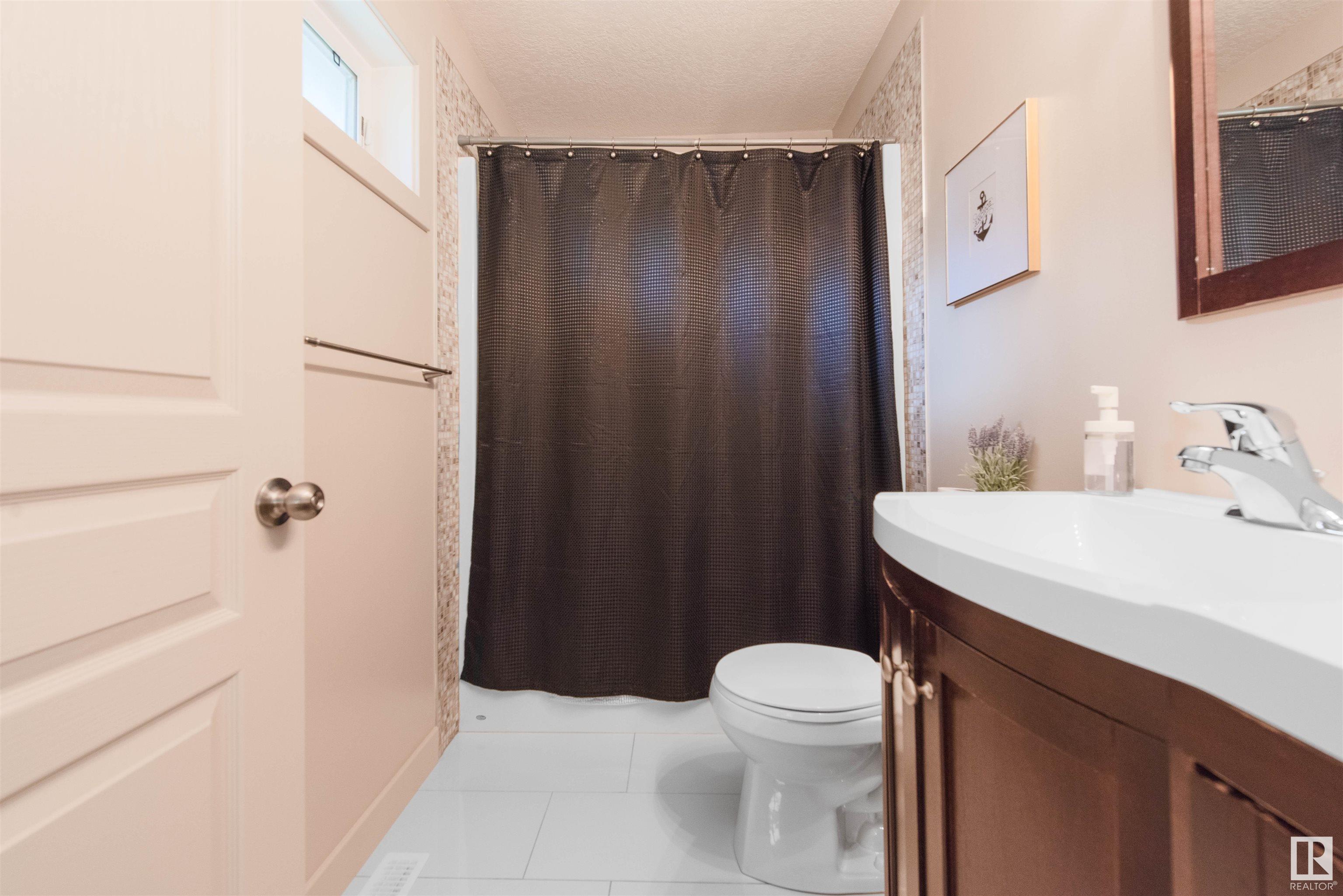      11436 97 ST NW , Edmonton,  ,T5G 1X5 ;  Listing Number: MLS E4420428