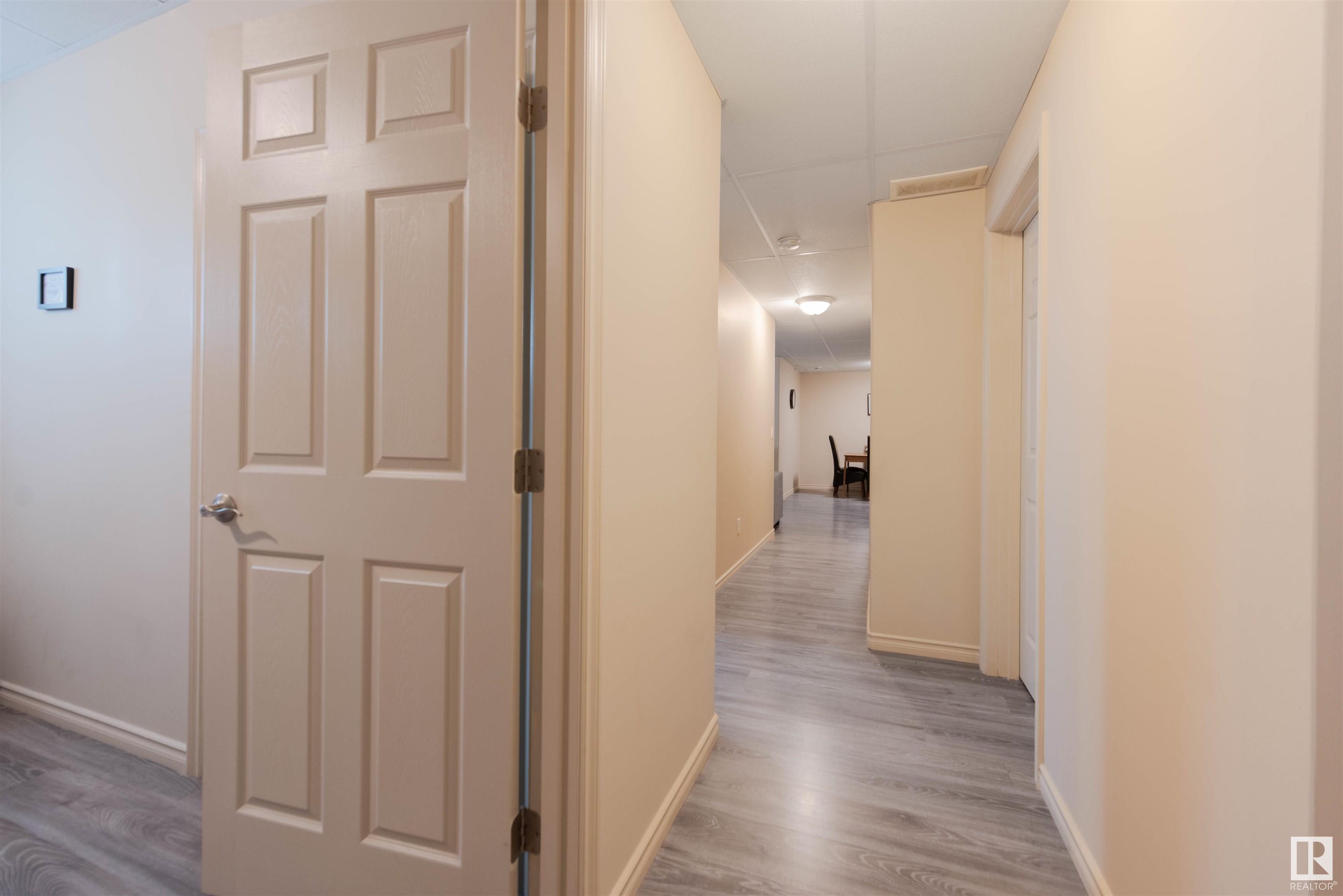      11436 97 ST NW , Edmonton,  ,T5G 1X5 ;  Listing Number: MLS E4420428