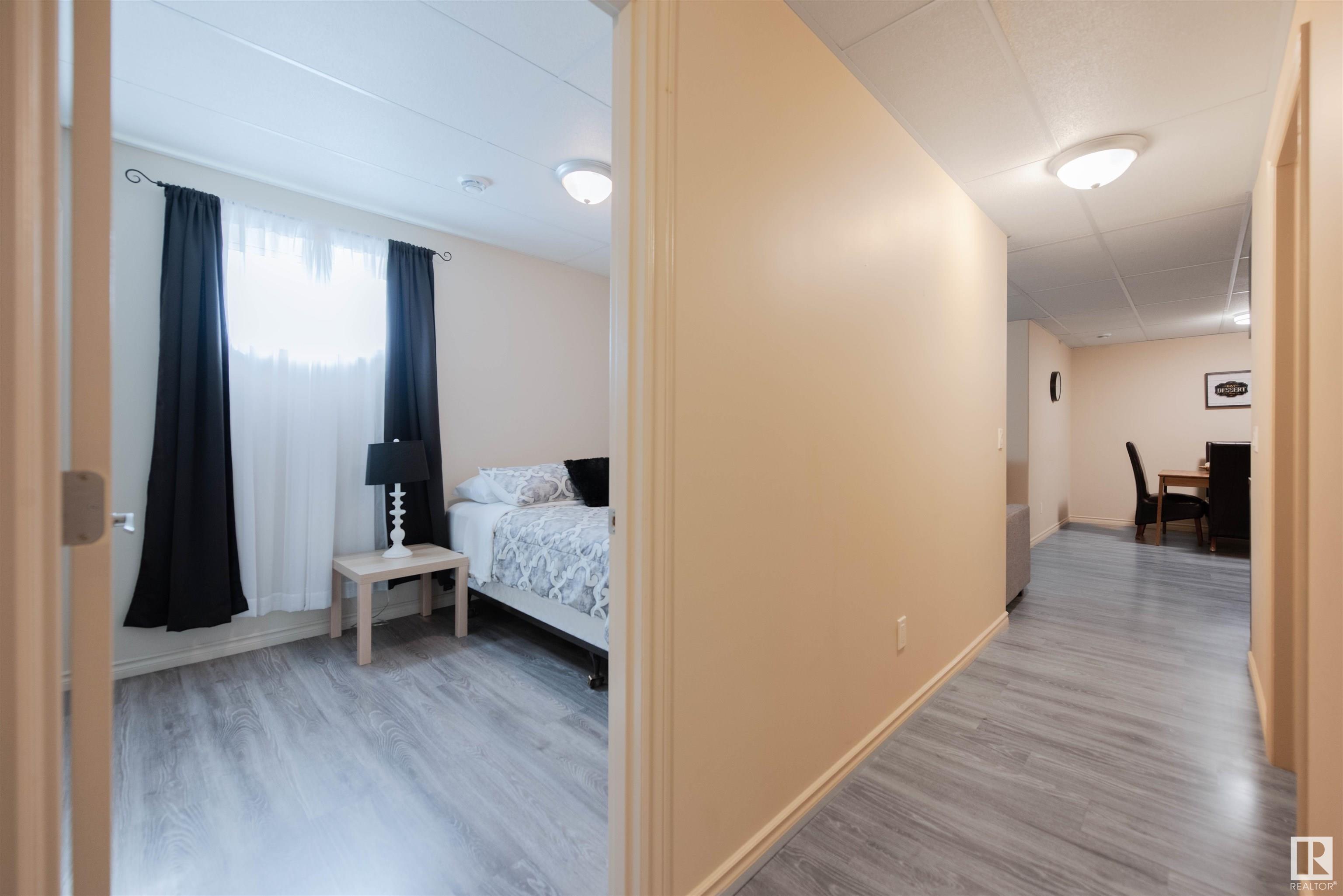      11436 97 ST NW , Edmonton,  ,T5G 1X5 ;  Listing Number: MLS E4420428
