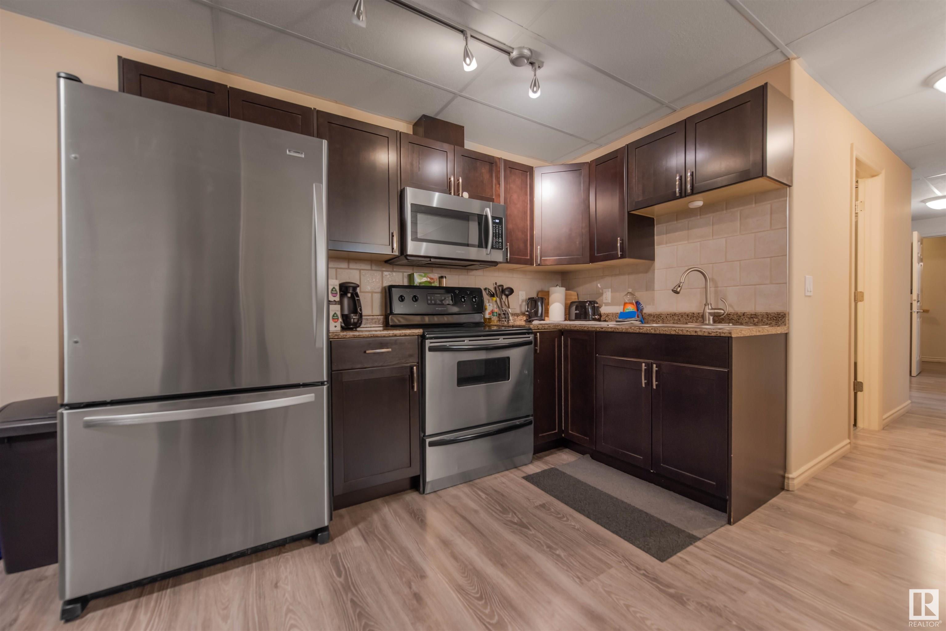      11436 97 ST NW , Edmonton,  ,T5G 1X5 ;  Listing Number: MLS E4420428