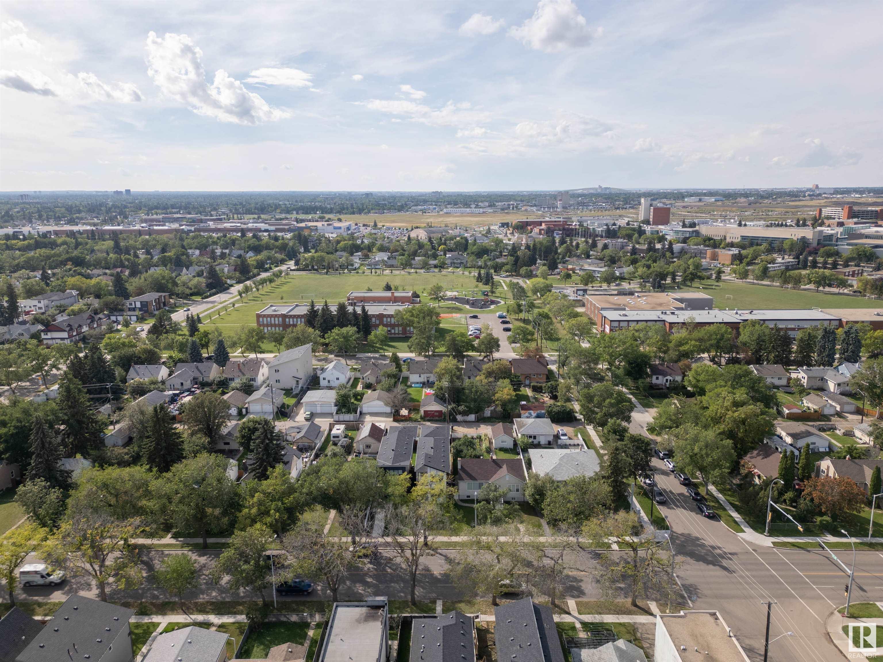      11436 97 ST NW , Edmonton,  ,T5G 1X5 ;  Listing Number: MLS E4420428