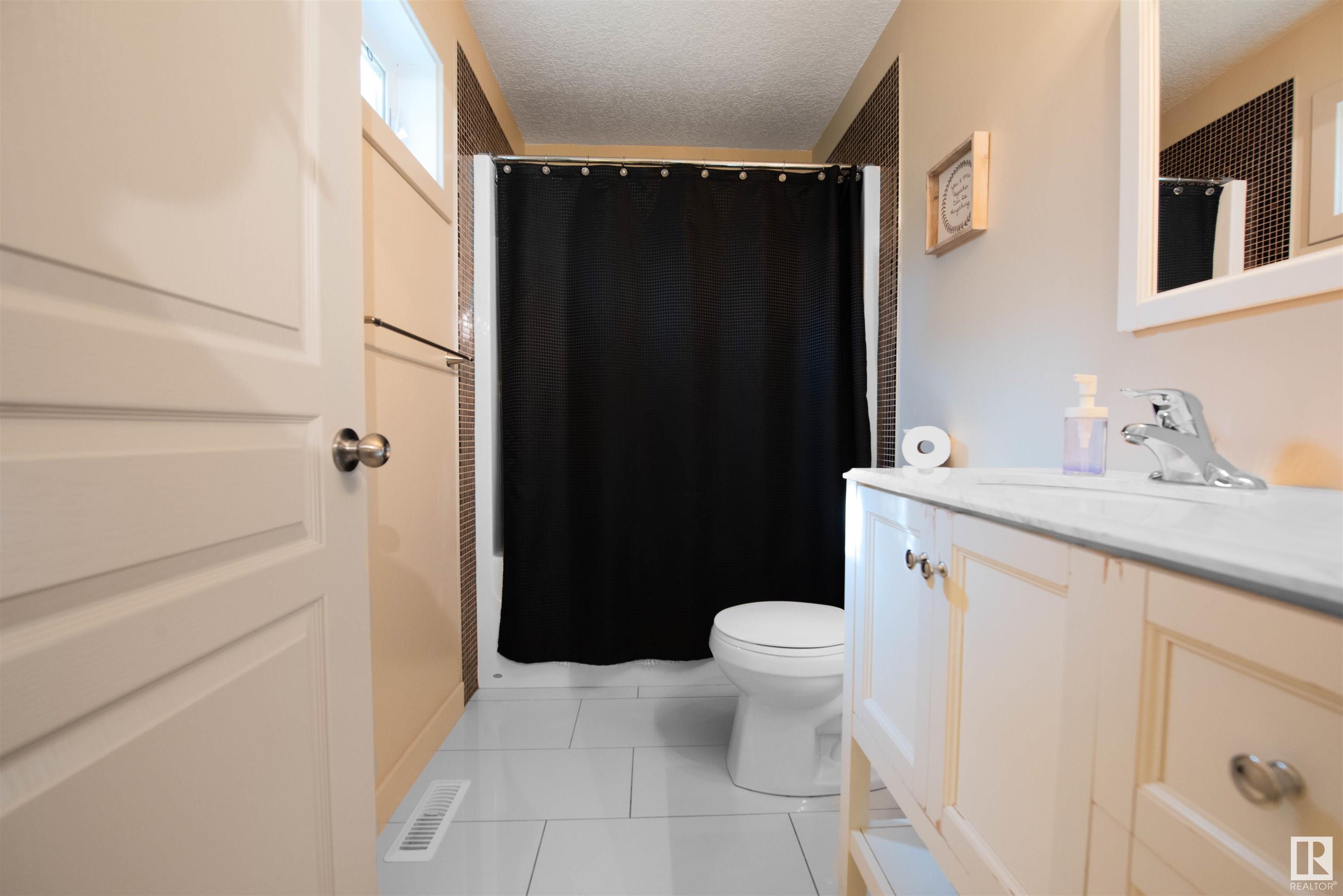      11436 97 ST NW , Edmonton,  ,T5G 1X5 ;  Listing Number: MLS E4420428