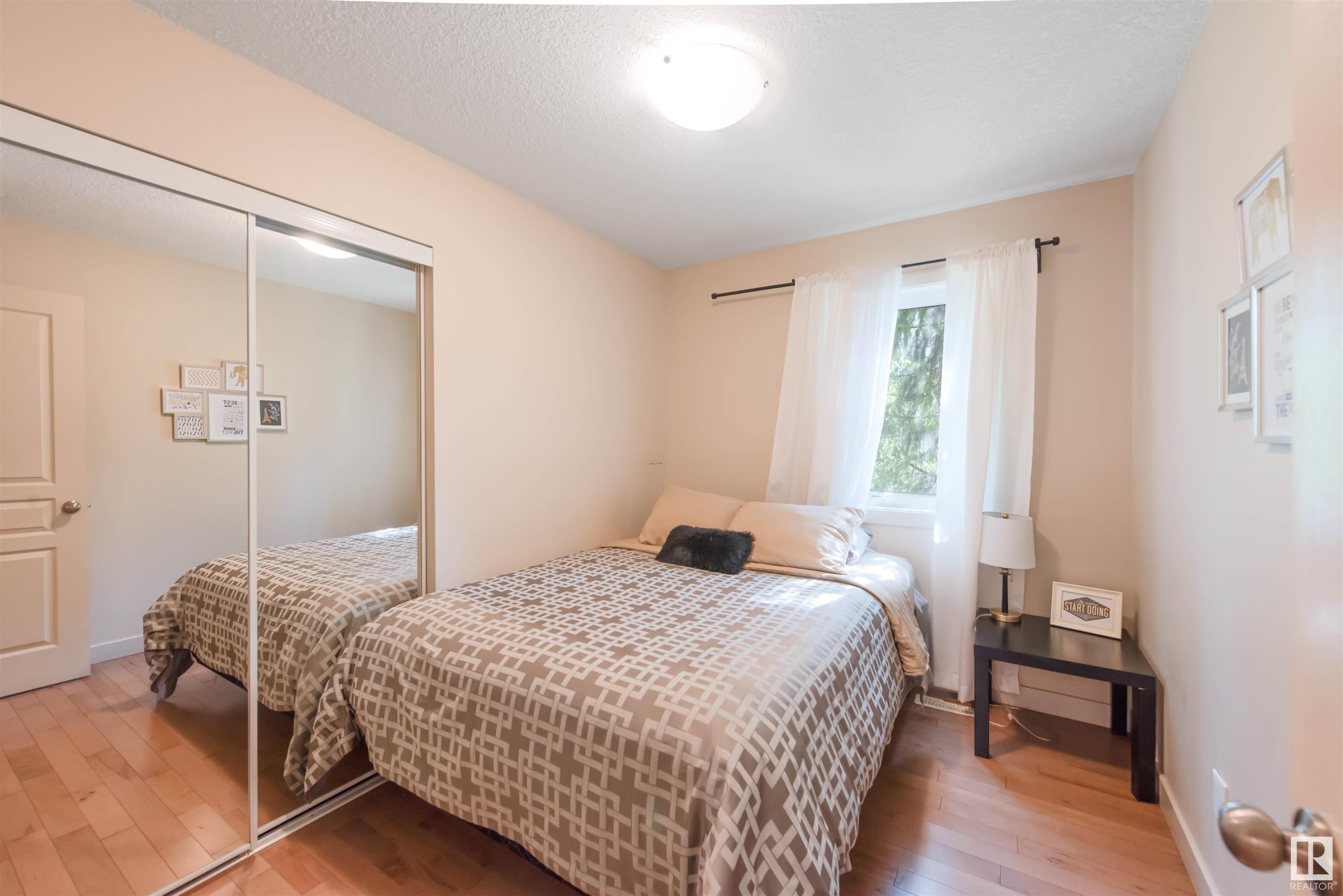      11436 97 ST NW , Edmonton,  ,T5G 1X5 ;  Listing Number: MLS E4420428