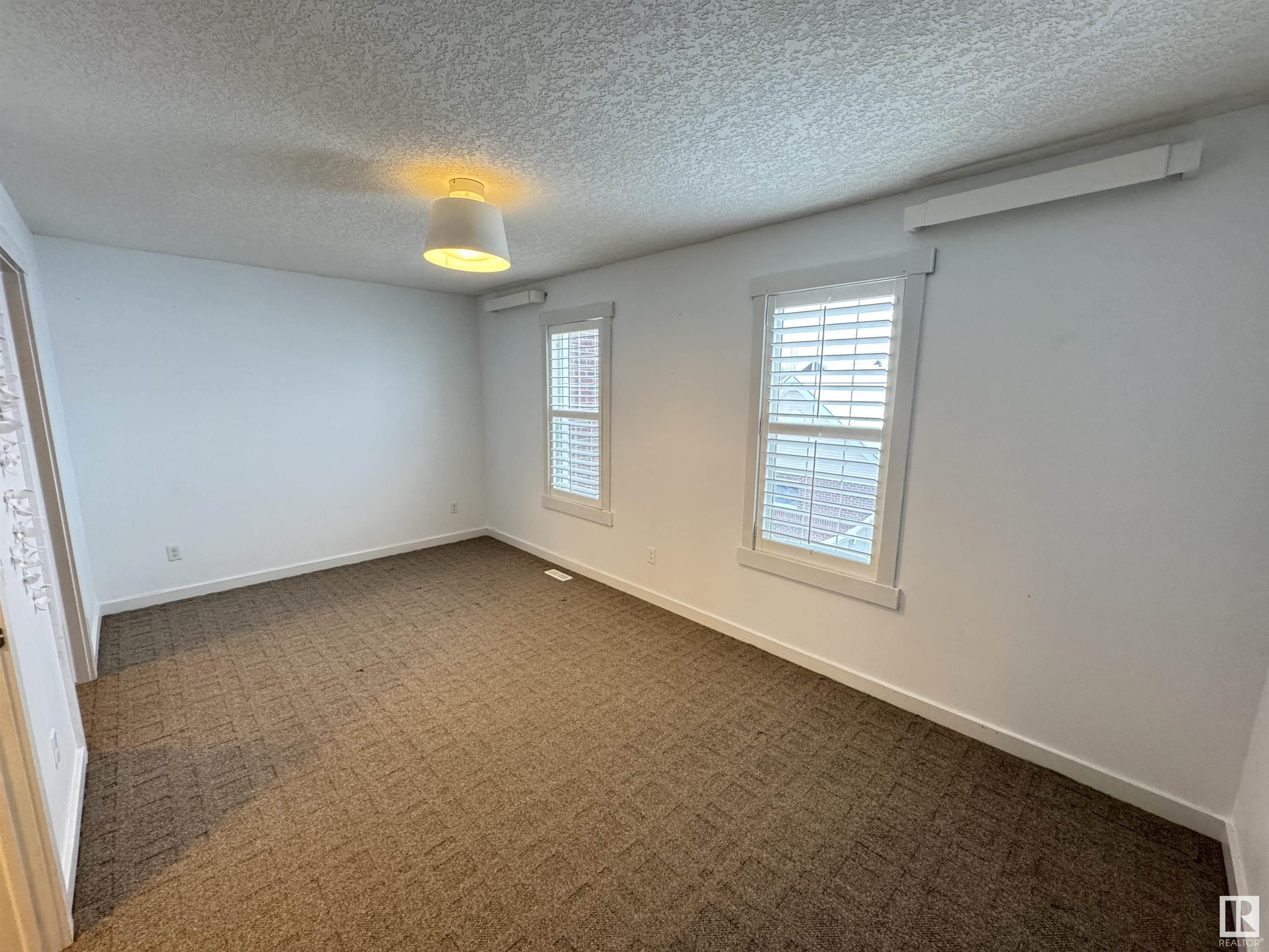      #7 1025 Gault BV NW , Edmonton,  ,T5E 1Z9 ;  Listing Number: MLS E4420432
