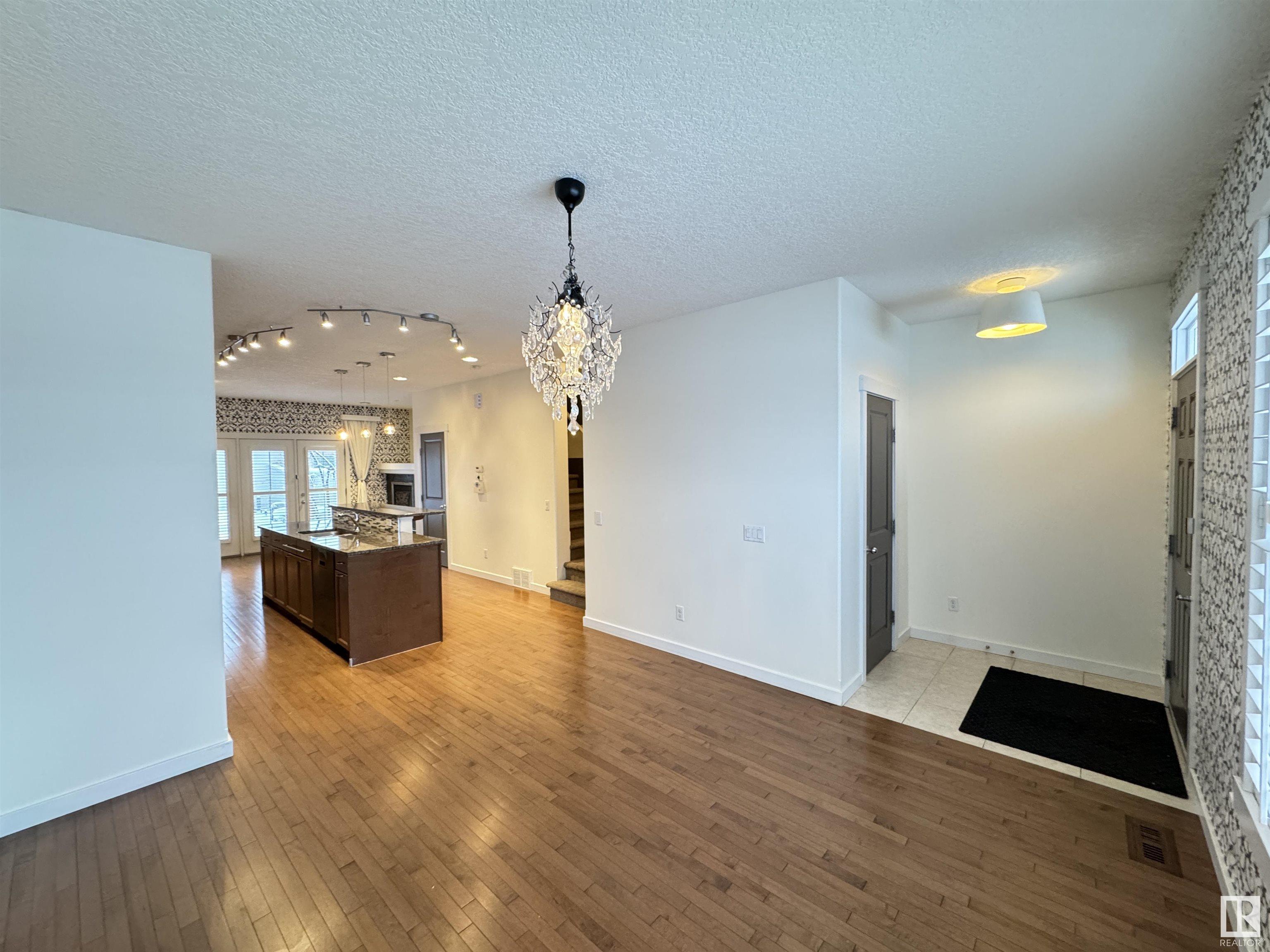      #7 1025 Gault BV NW , Edmonton,  ,T5E 1Z9 ;  Listing Number: MLS E4420432