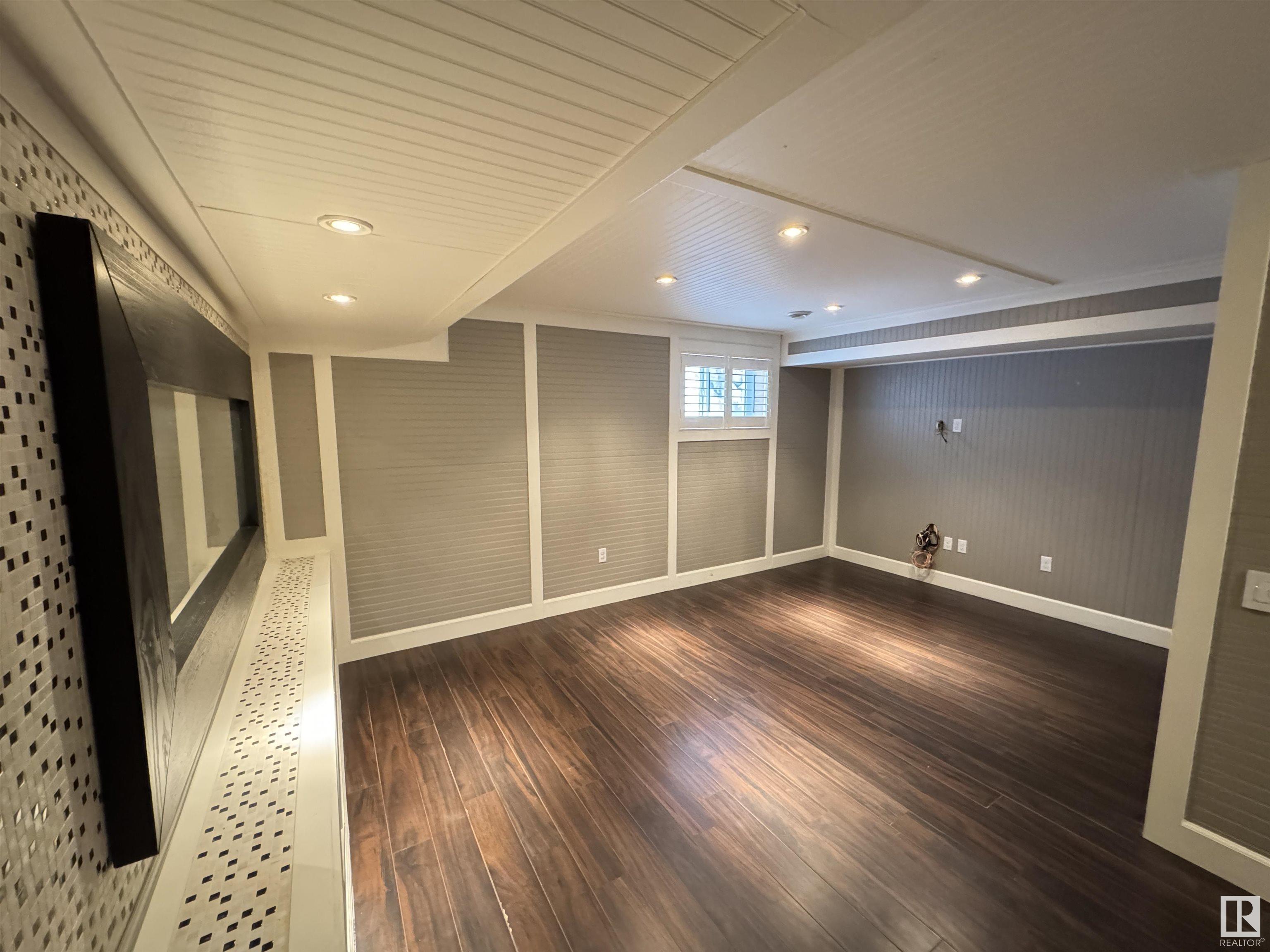      #7 1025 Gault BV NW , Edmonton,  ,T5E 1Z9 ;  Listing Number: MLS E4420432