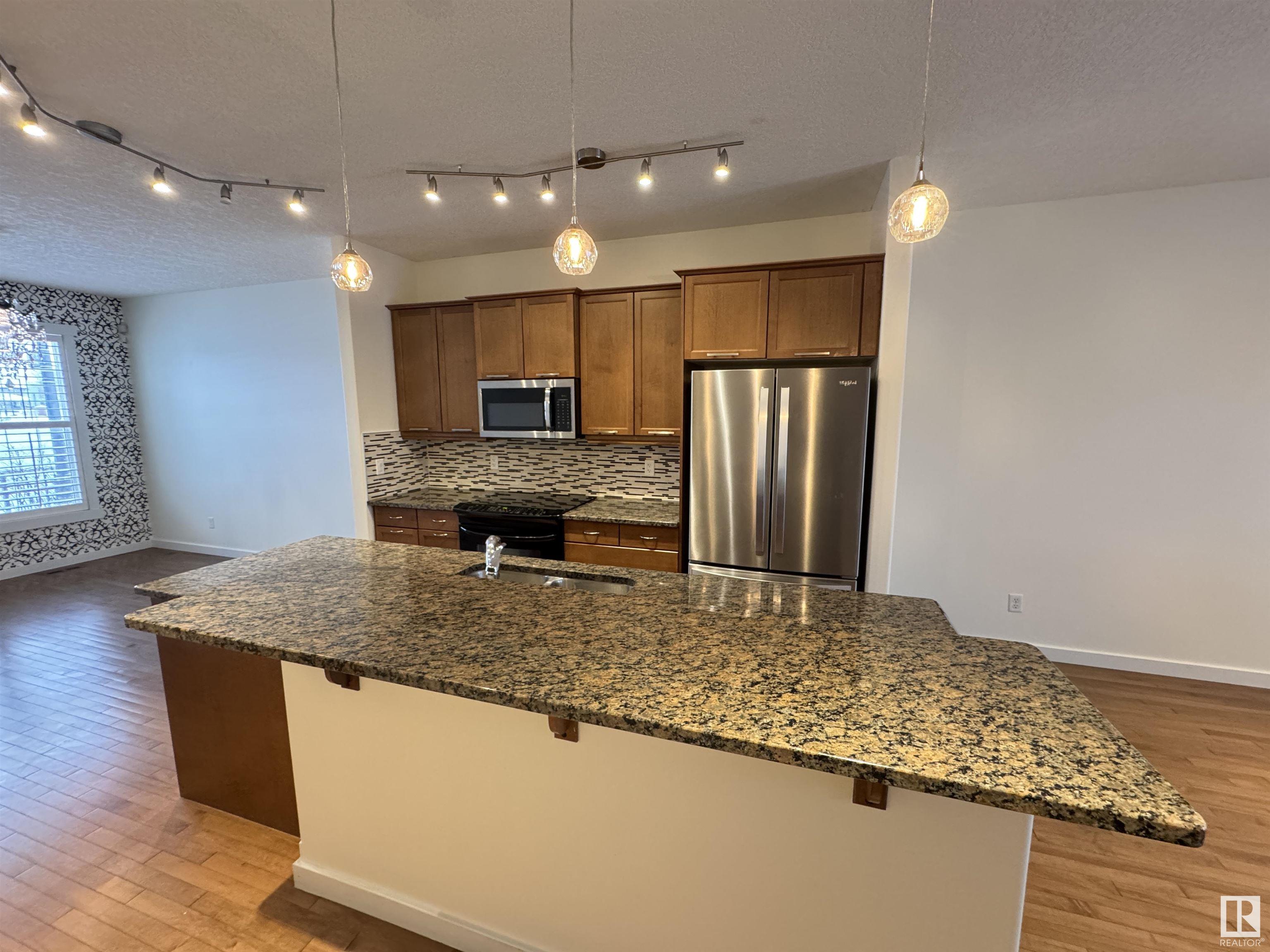      #7 1025 Gault BV NW , Edmonton,  ,T5E 1Z9 ;  Listing Number: MLS E4420432