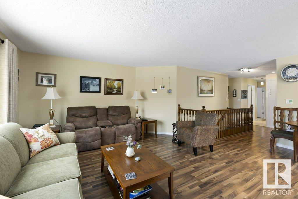      5955 189 ST NW , Edmonton,  ,T6M 2J2 ;  Listing Number: MLS E4420434