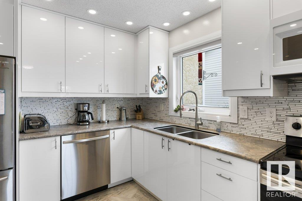      5955 189 ST NW , Edmonton,  ,T6M 2J2 ;  Listing Number: MLS E4420434