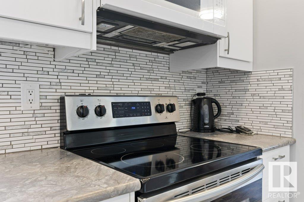      5955 189 ST NW , Edmonton,  ,T6M 2J2 ;  Listing Number: MLS E4420434