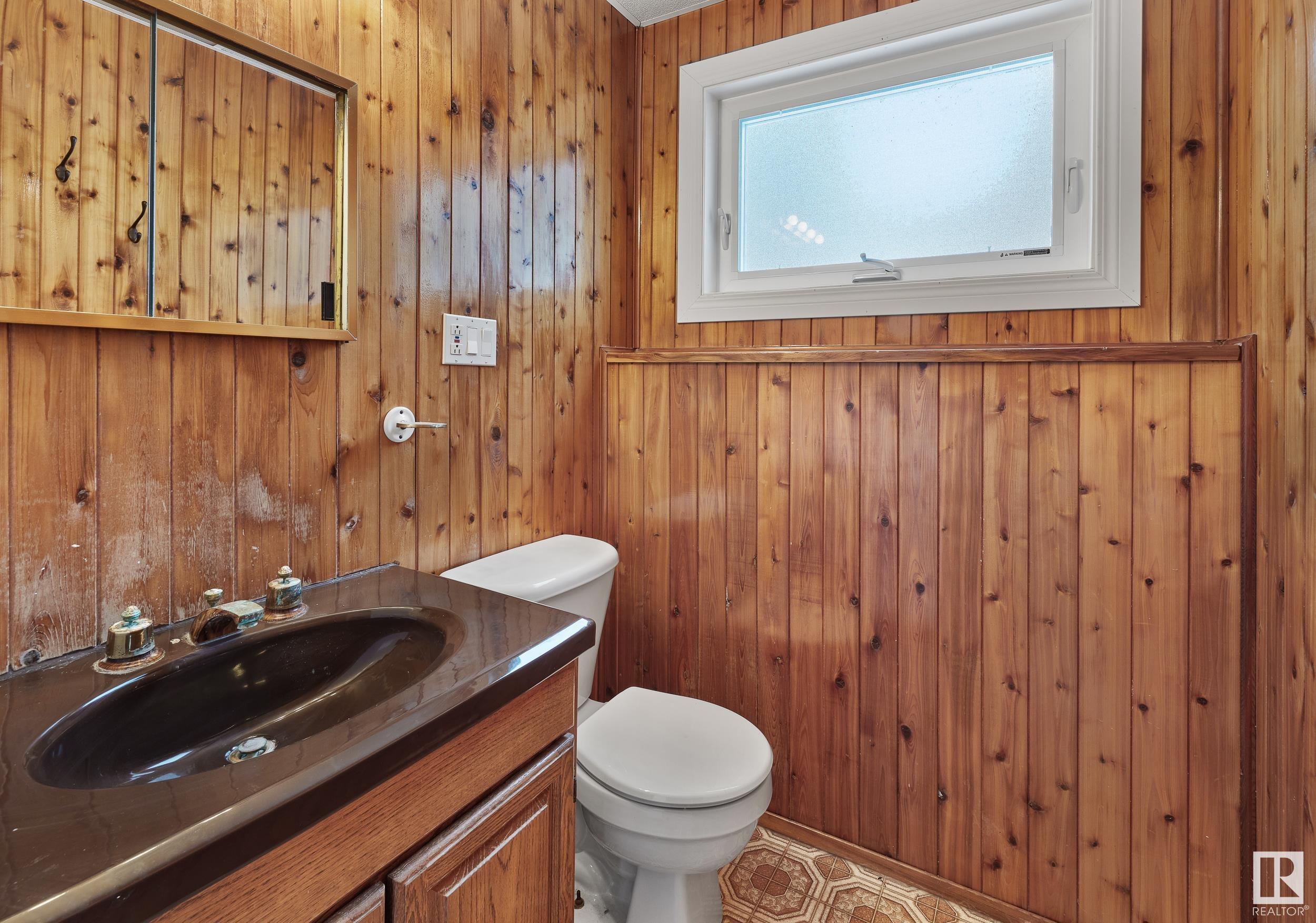      12 GORDON CR , St. Albert,  ,T8N 0V6 ;  Listing Number: MLS E4420435