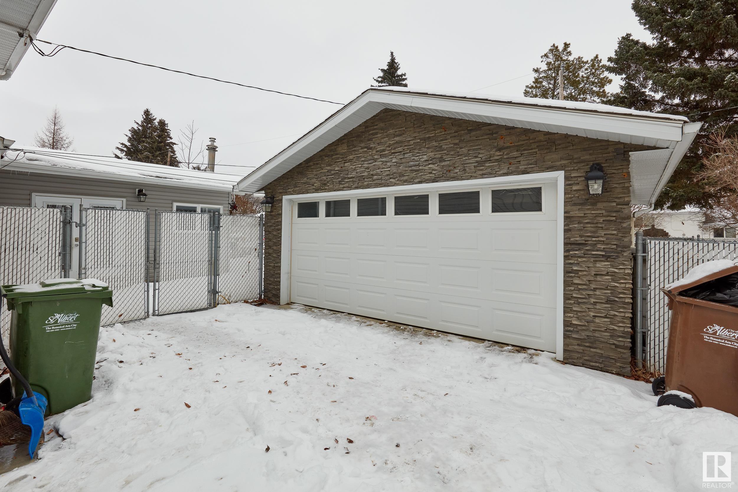      12 GORDON CR , St. Albert,  ,T8N 0V6 ;  Listing Number: MLS E4420435