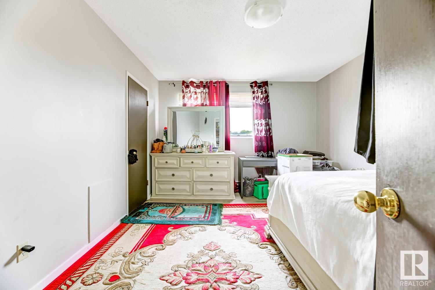      10315 120 AV NW , Edmonton,  ,T5G 0S4 ;  Listing Number: MLS E4420438