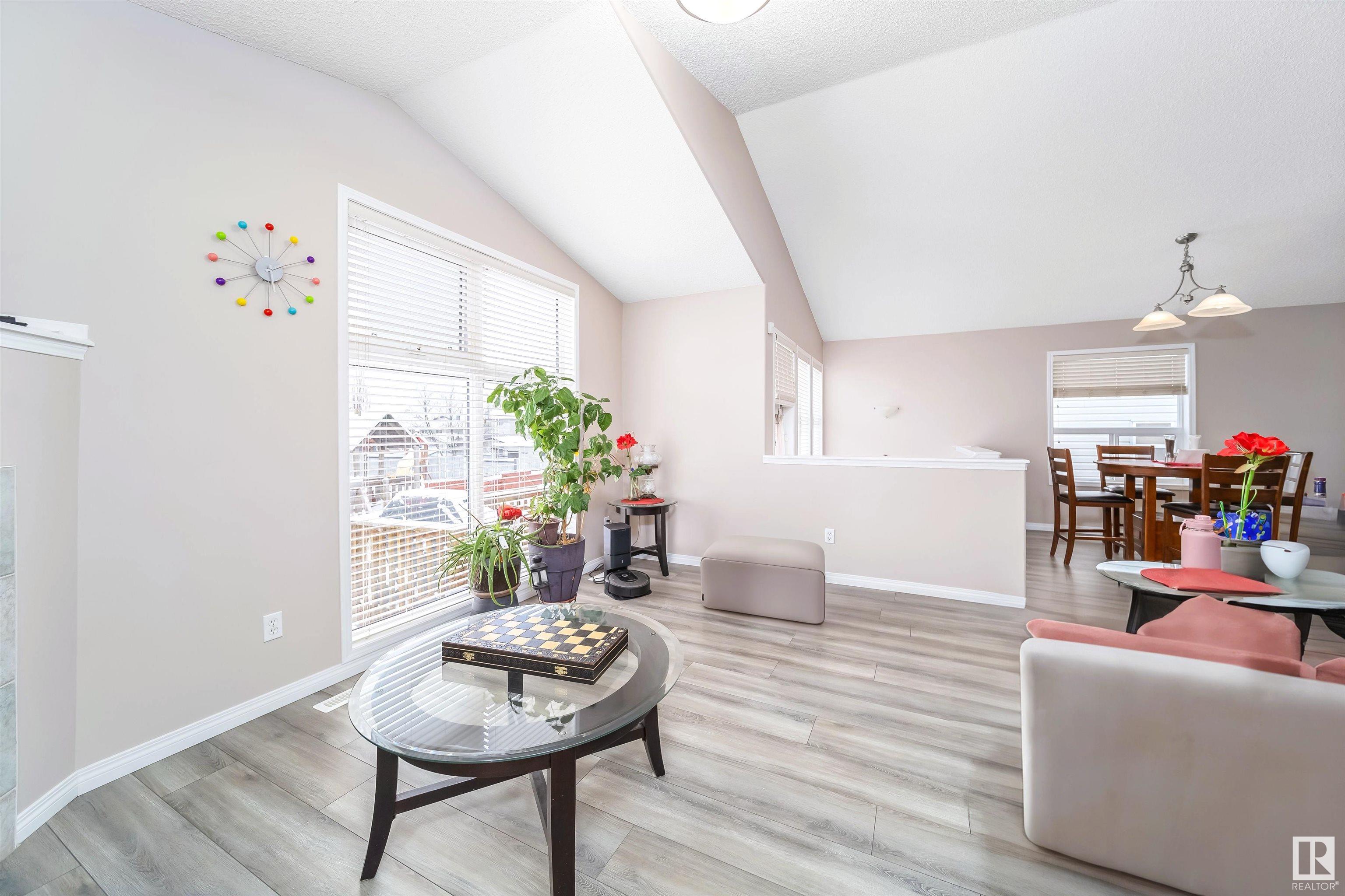      3709 22A ST NW , Edmonton,  ,T6T 1V7 ;  Listing Number: MLS E4420439