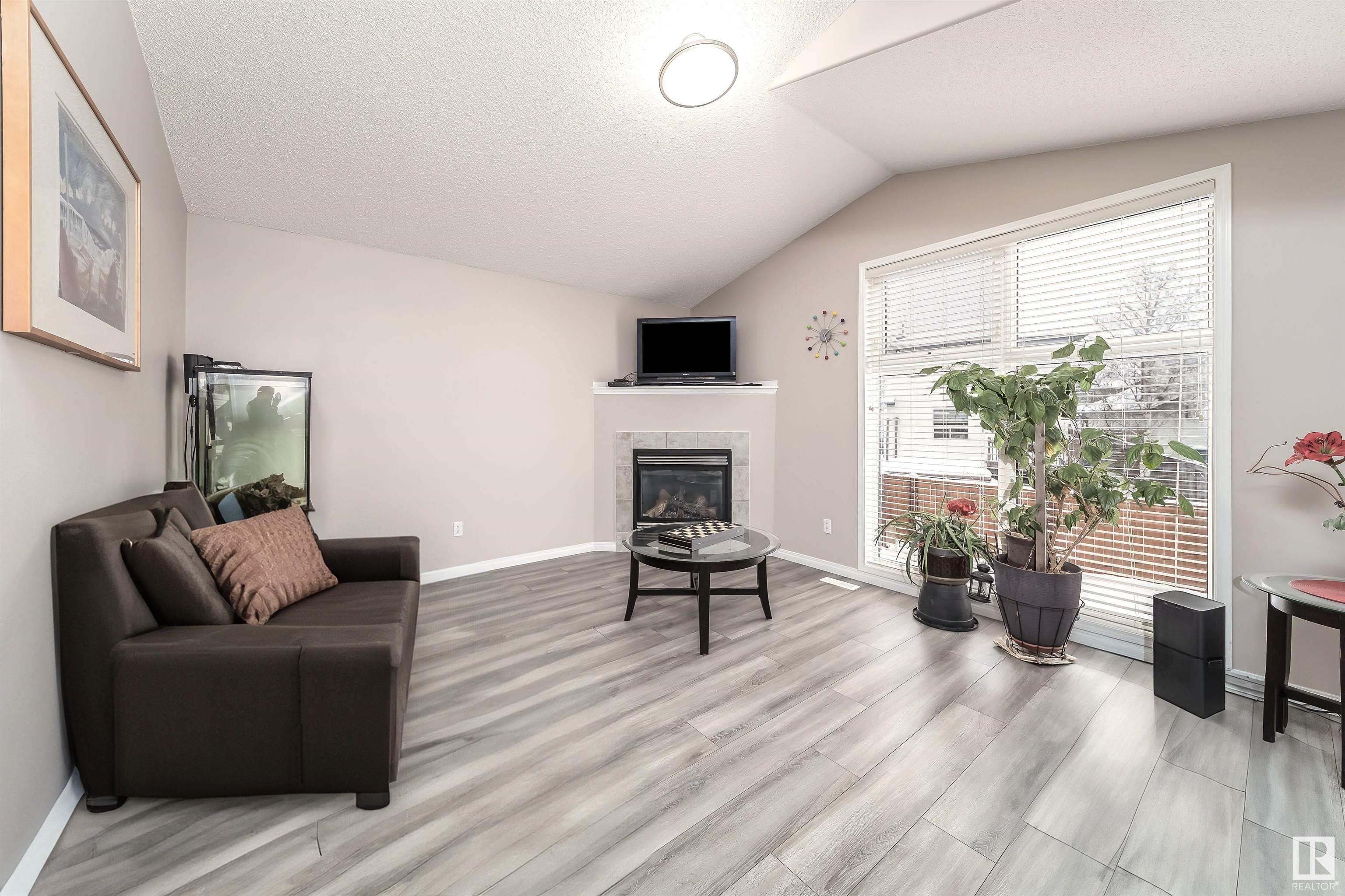     3709 22A ST NW , Edmonton,  ,T6T 1V7 ;  Listing Number: MLS E4420439