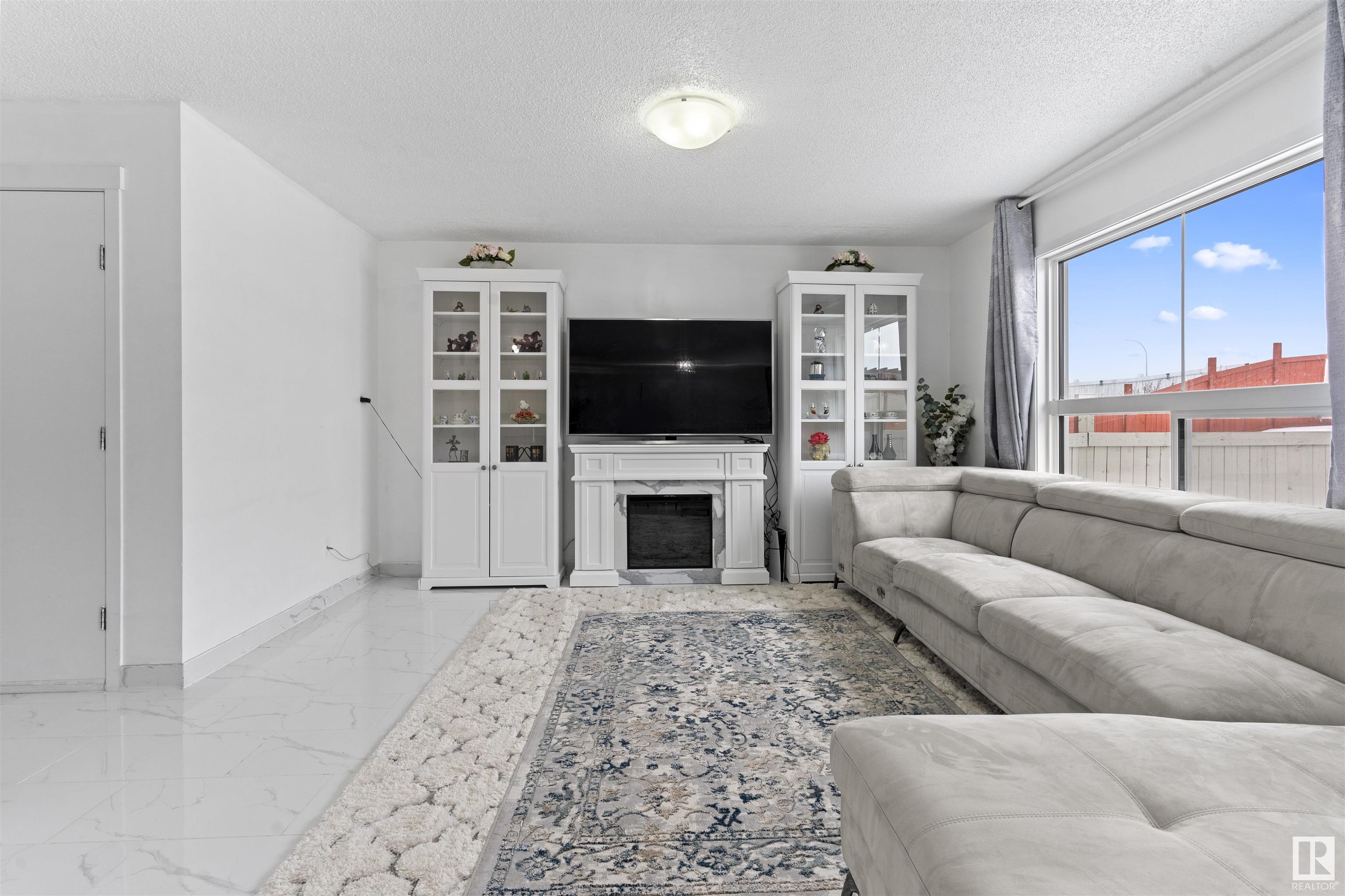      1947 51 ST SW , Edmonton,  ,T6X 1A4 ;  Listing Number: MLS E4420441