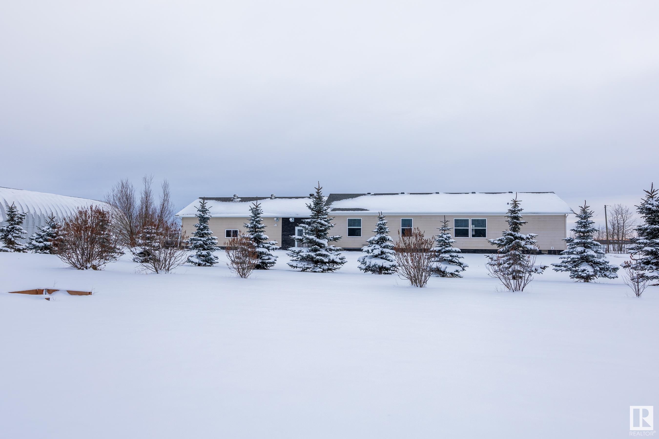      5228 TWP RD 564 , Rural Lac Ste. Anne County,  ,T0E 0J0 ;  Listing Number: MLS E4420445