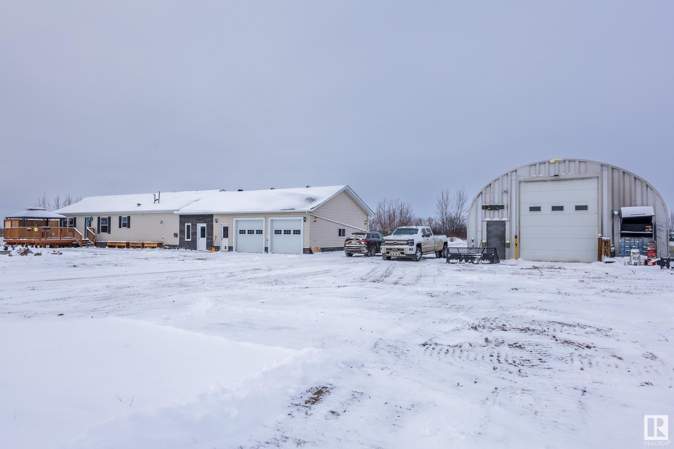     5228 TWP RD 564 , Rural Lac Ste. Anne County,  ,T0E 0J0 ;  Listing Number: MLS E4420445