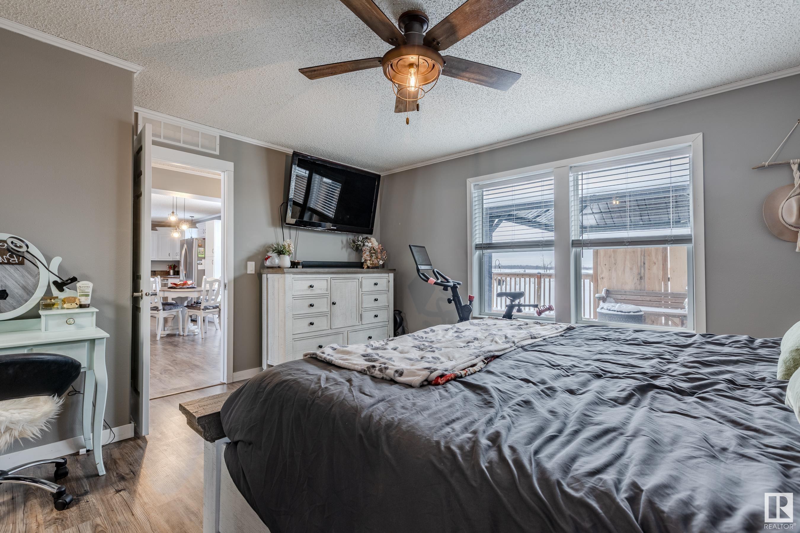      5228 TWP RD 564 , Rural Lac Ste. Anne County,  ,T0E 0J0 ;  Listing Number: MLS E4420445