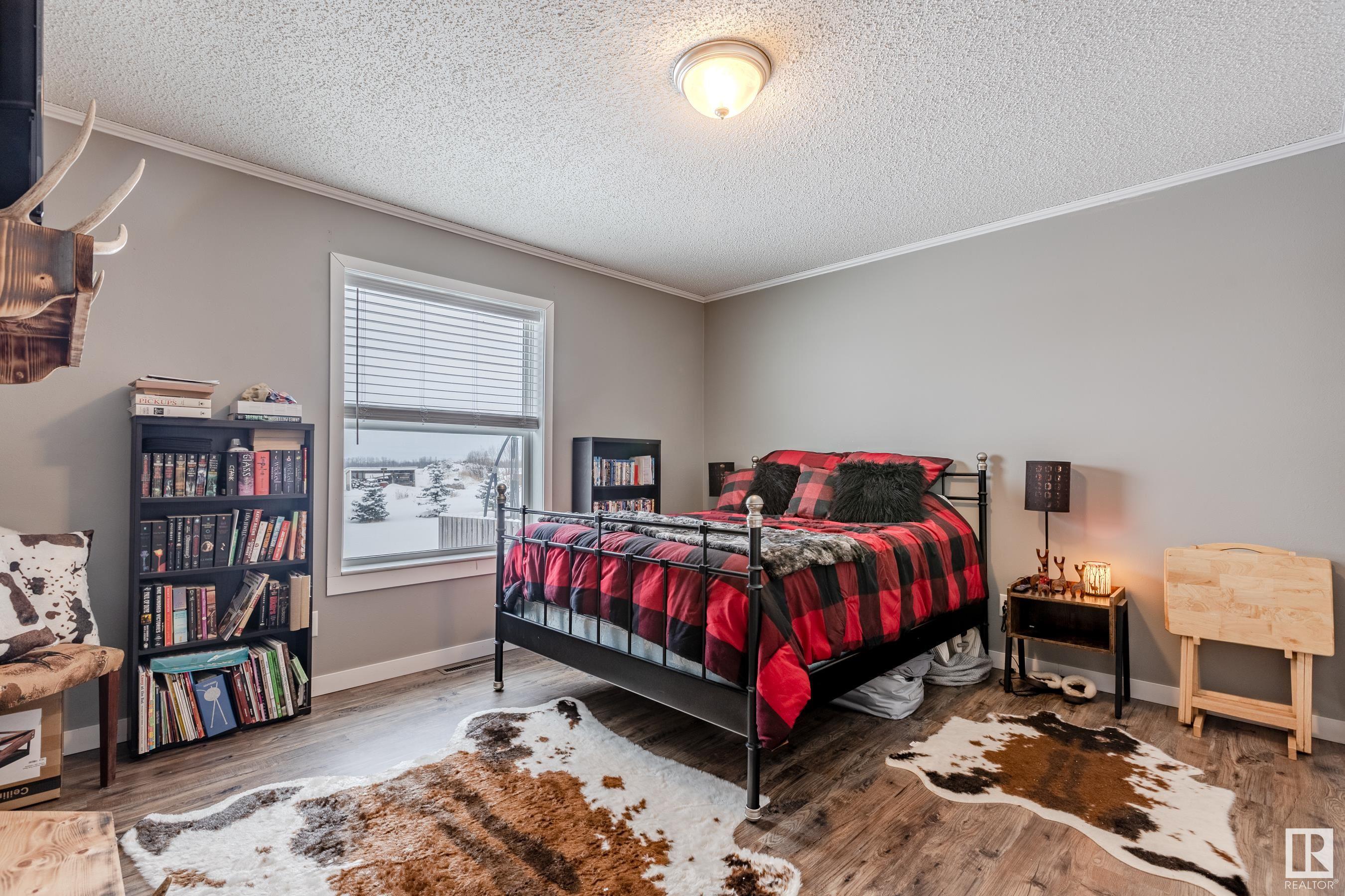      5228 TWP RD 564 , Rural Lac Ste. Anne County,  ,T0E 0J0 ;  Listing Number: MLS E4420445