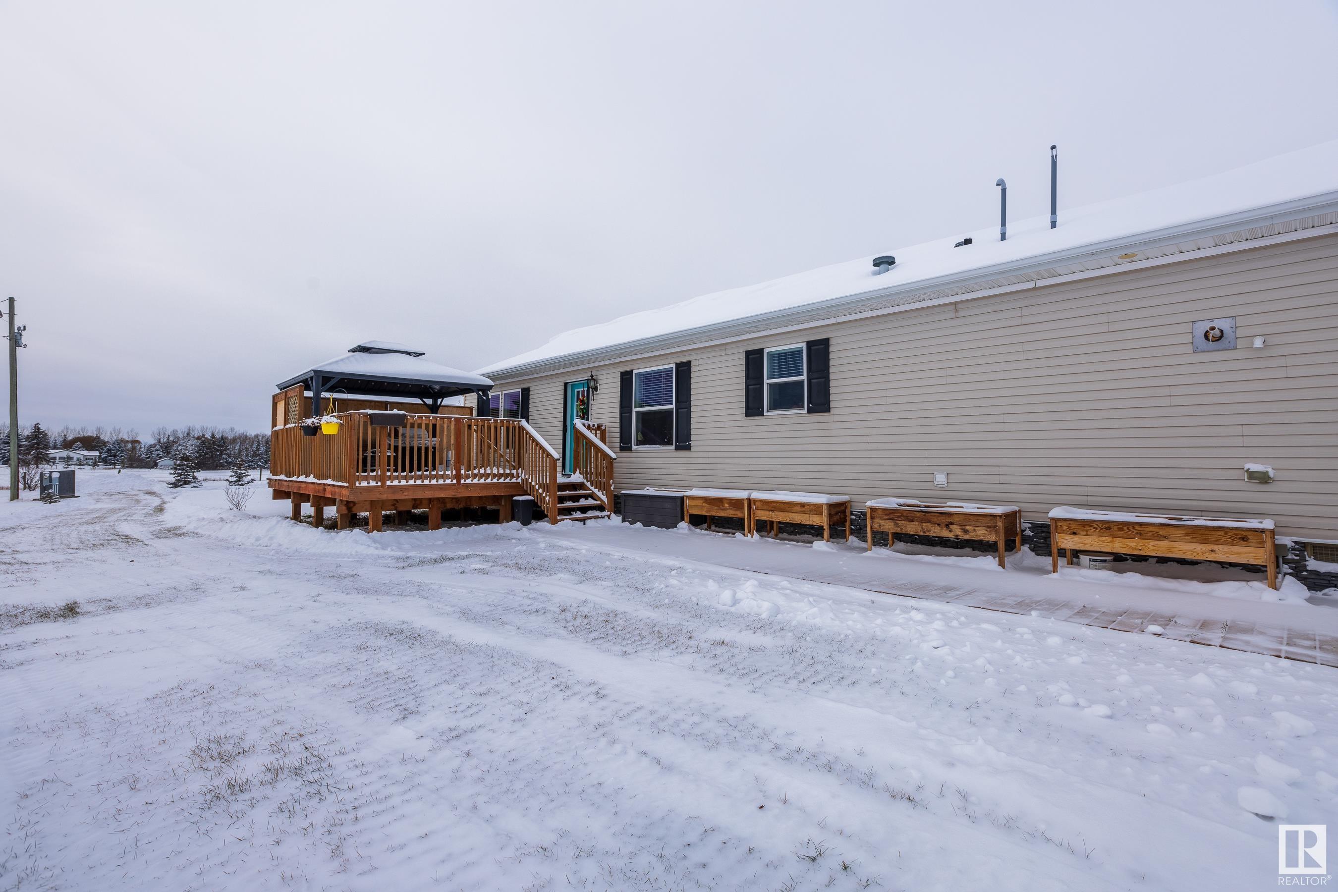      5228 TWP RD 564 , Rural Lac Ste. Anne County,  ,T0E 0J0 ;  Listing Number: MLS E4420445