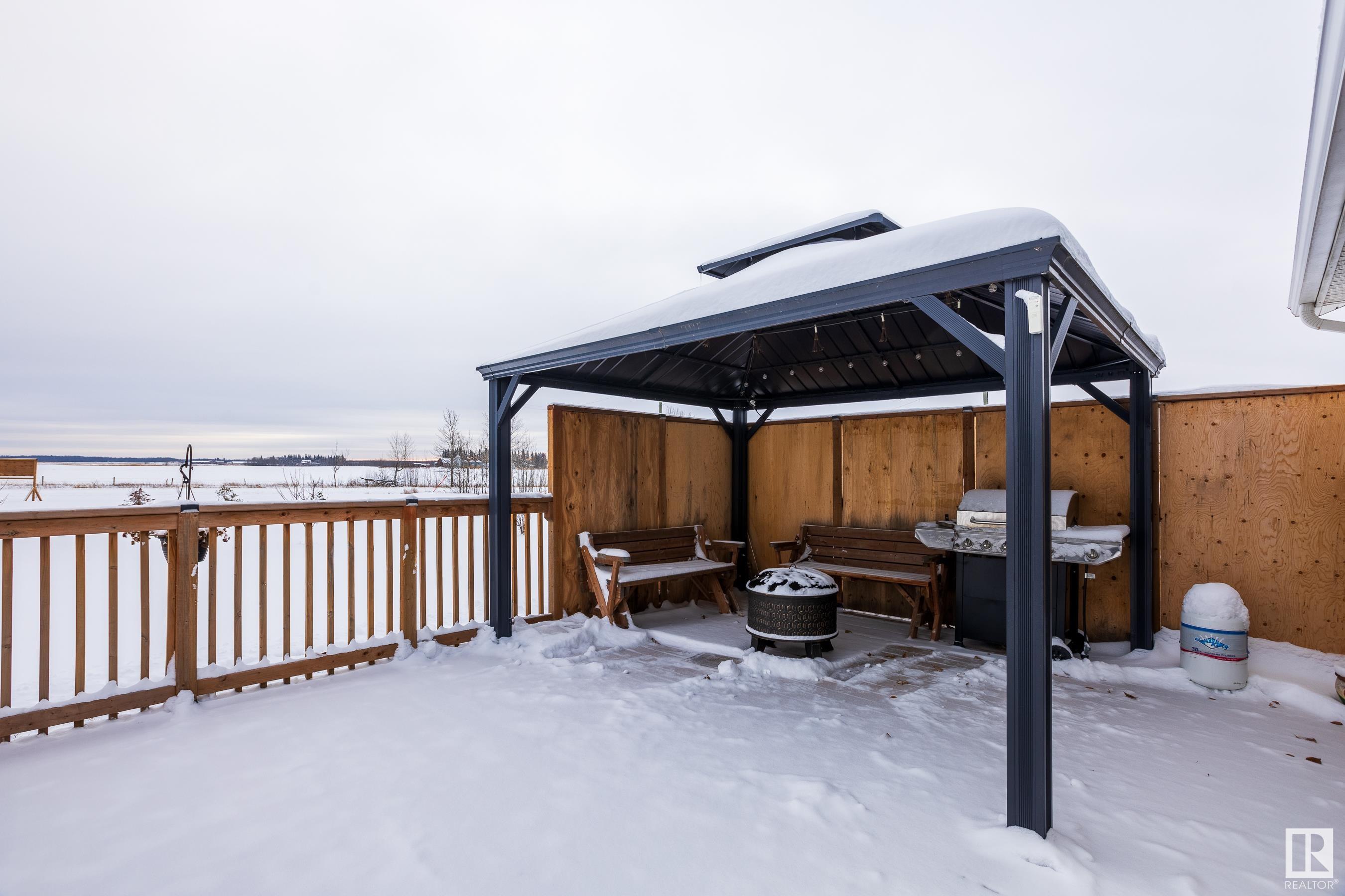      5228 TWP RD 564 , Rural Lac Ste. Anne County,  ,T0E 0J0 ;  Listing Number: MLS E4420445