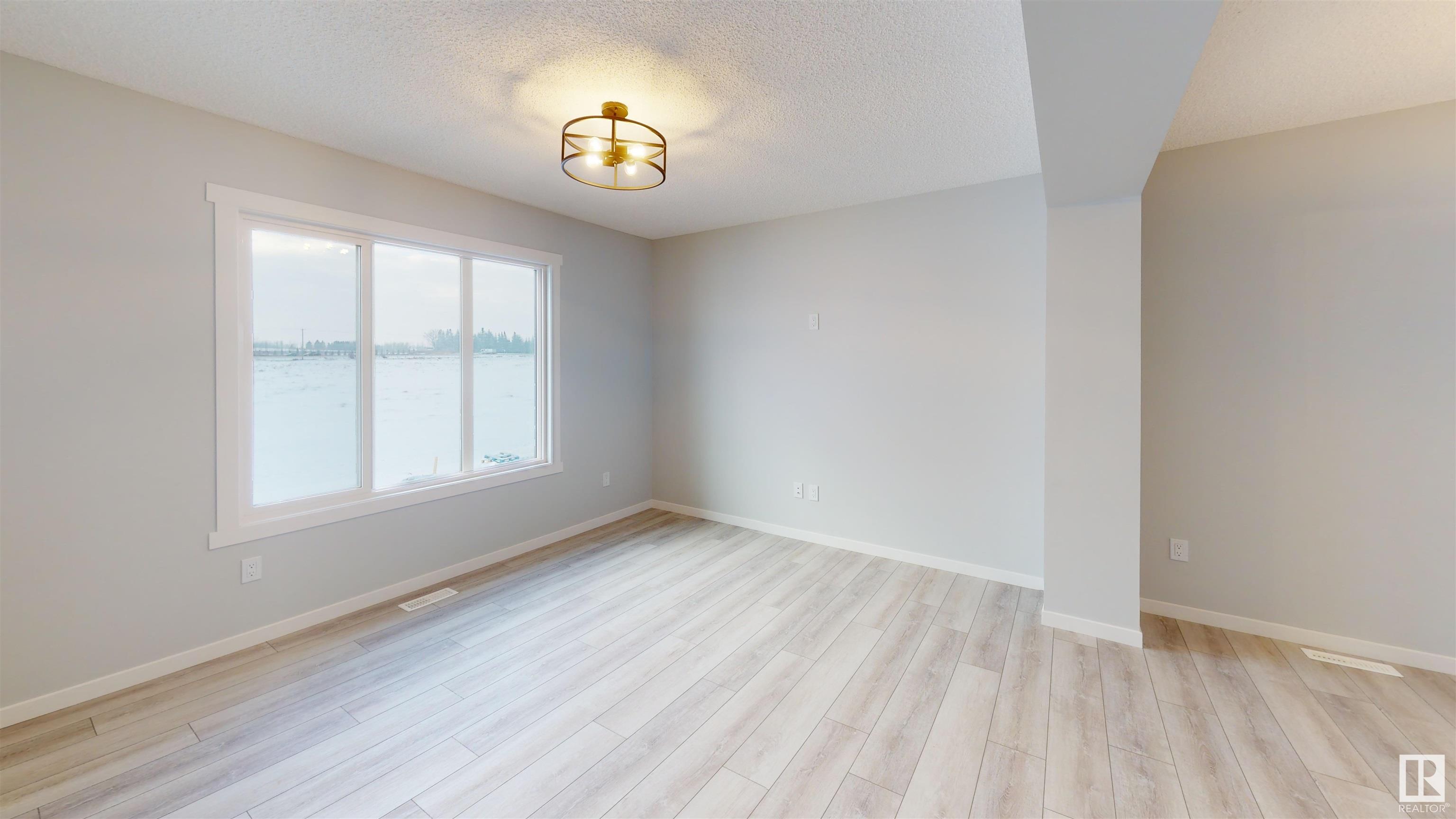      28 EASTWOOD DR , Spruce Grove,  ,T7X 3C7 ;  Listing Number: MLS E4420456