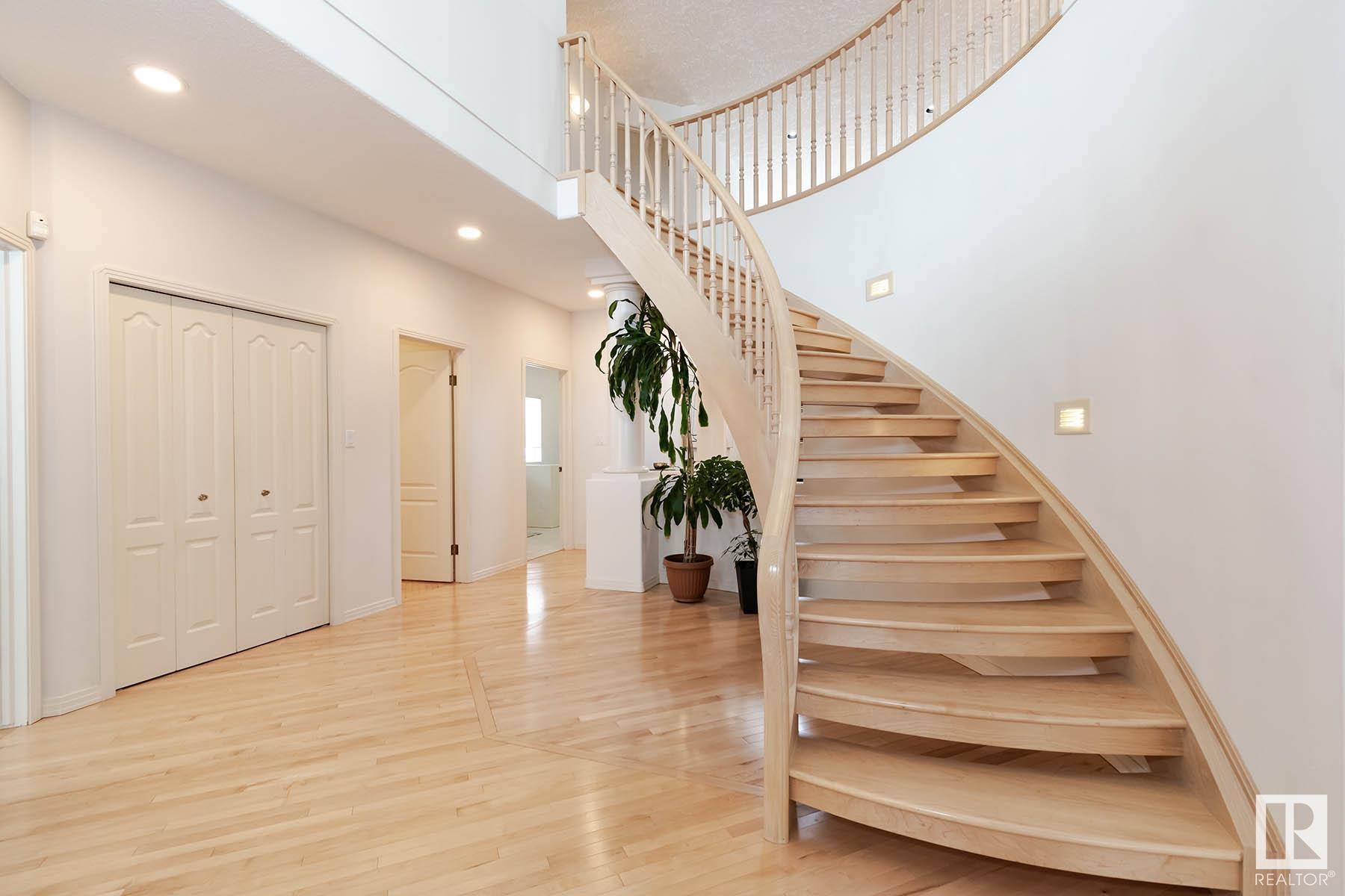      10507 131 ST NW , Edmonton,  ,T5N 1Y5 ;  Listing Number: MLS E4420467