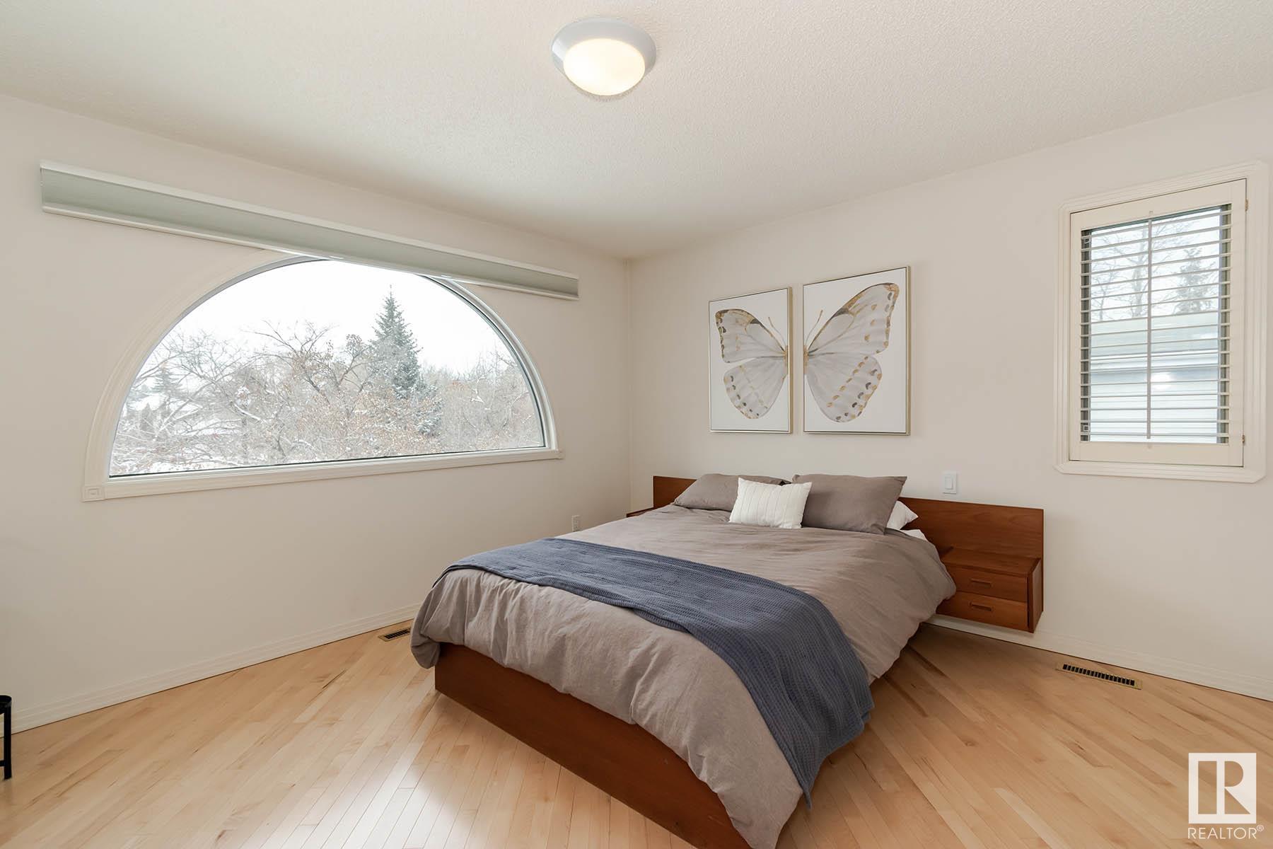      10507 131 ST NW , Edmonton,  ,T5N 1Y5 ;  Listing Number: MLS E4420467