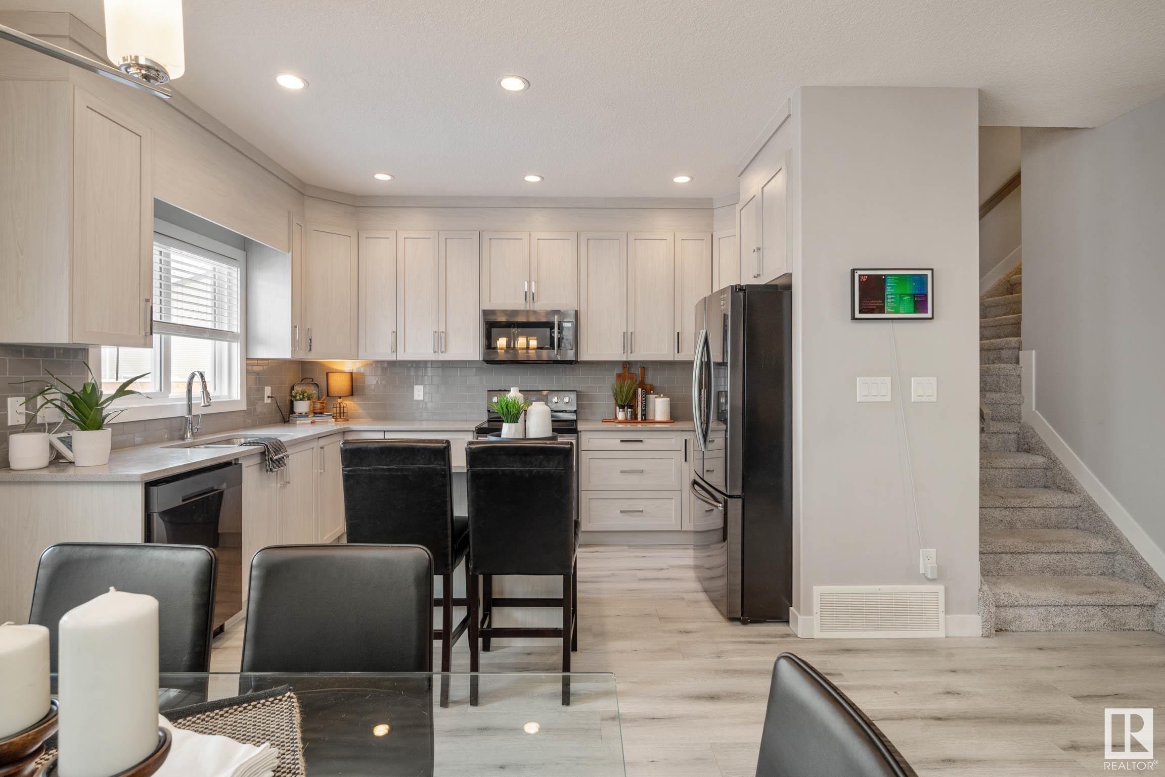      9106 COOPER CR SW , Edmonton,  ,T6W 4A5 ;  Listing Number: MLS E4420469