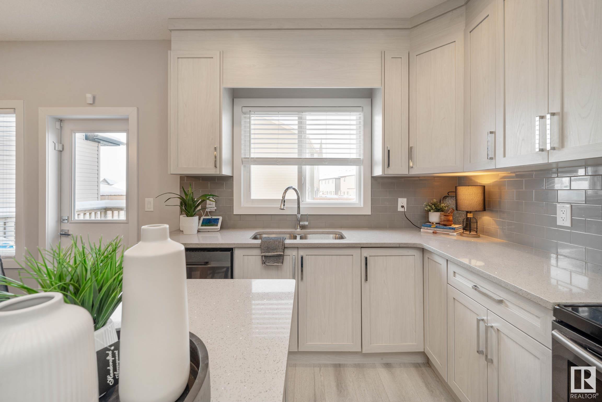      9106 COOPER CR SW , Edmonton,  ,T6W 4A5 ;  Listing Number: MLS E4420469