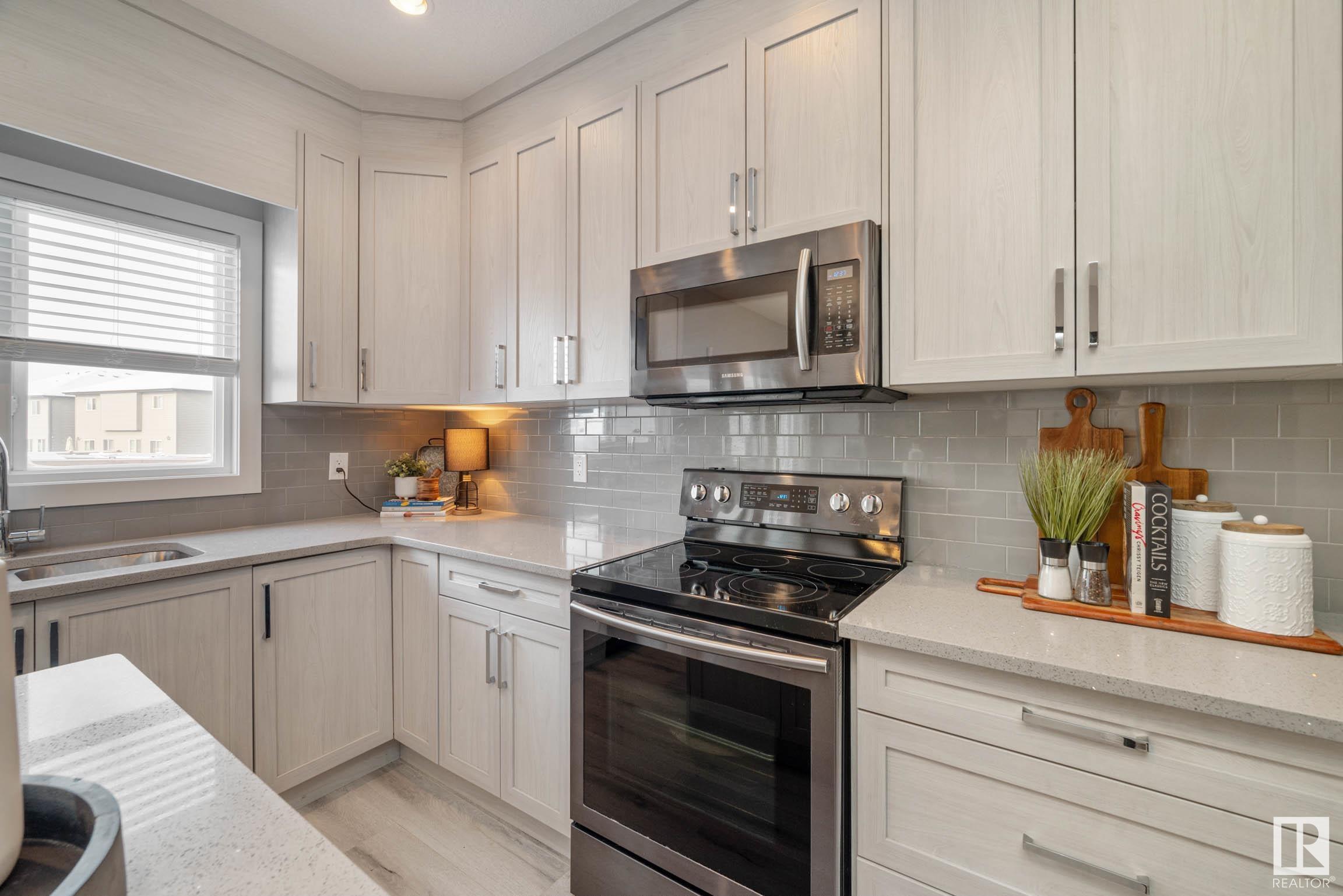      9106 COOPER CR SW , Edmonton,  ,T6W 4A5 ;  Listing Number: MLS E4420469