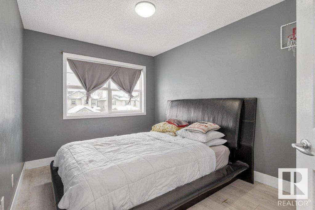      14931 137 ST NW , Edmonton,  ,T6V 1N8 ;  Listing Number: MLS E4420471