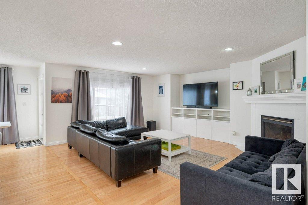      14931 137 ST NW , Edmonton,  ,T6V 1N8 ;  Listing Number: MLS E4420471