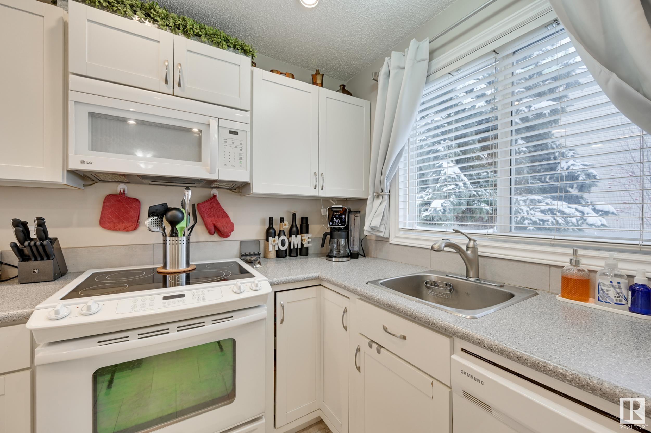     14548 56 ST NW , Edmonton,  ,T5A 3R1 ;  Listing Number: MLS E4420472