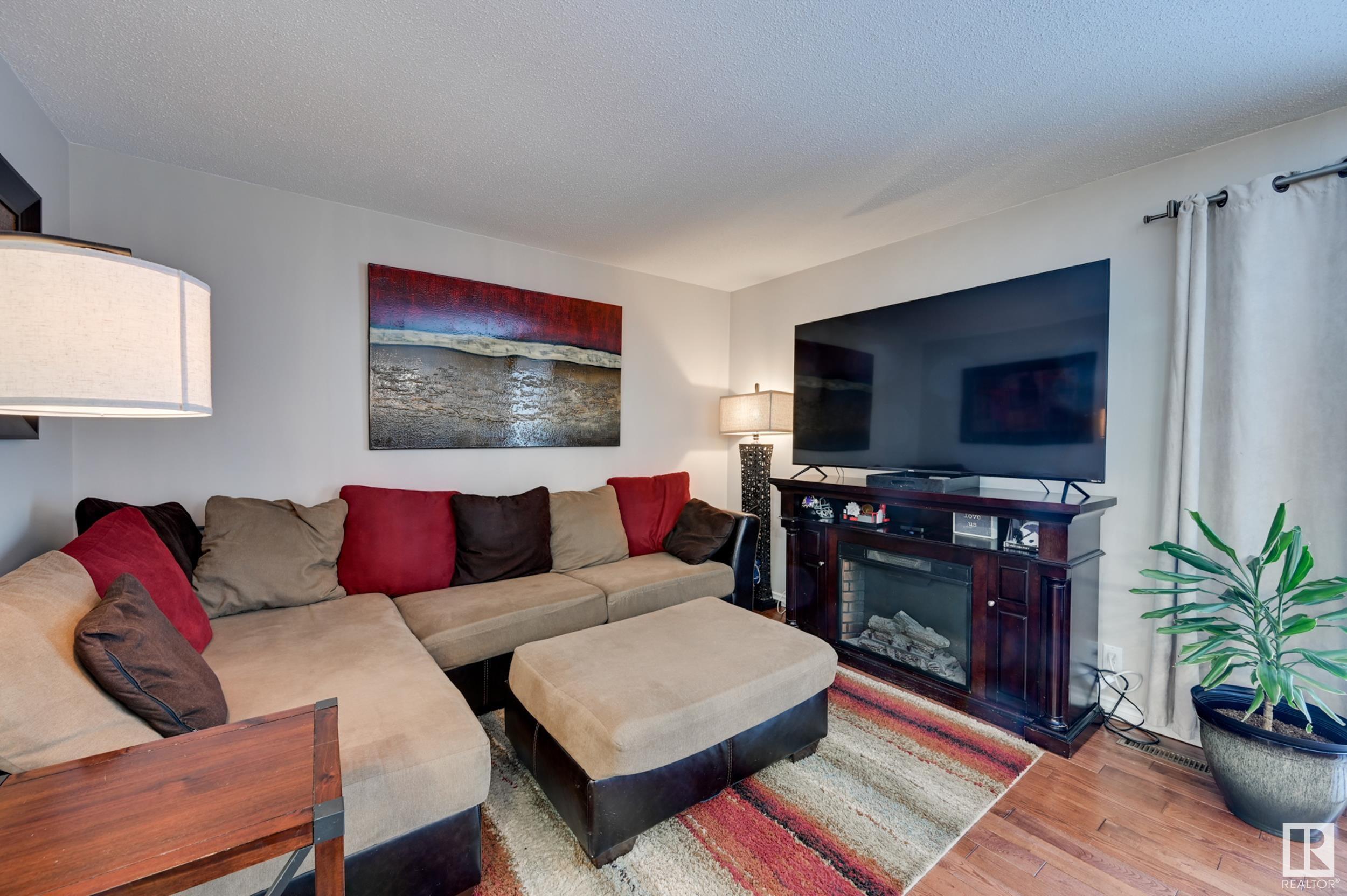      14548 56 ST NW , Edmonton,  ,T5A 3R1 ;  Listing Number: MLS E4420472