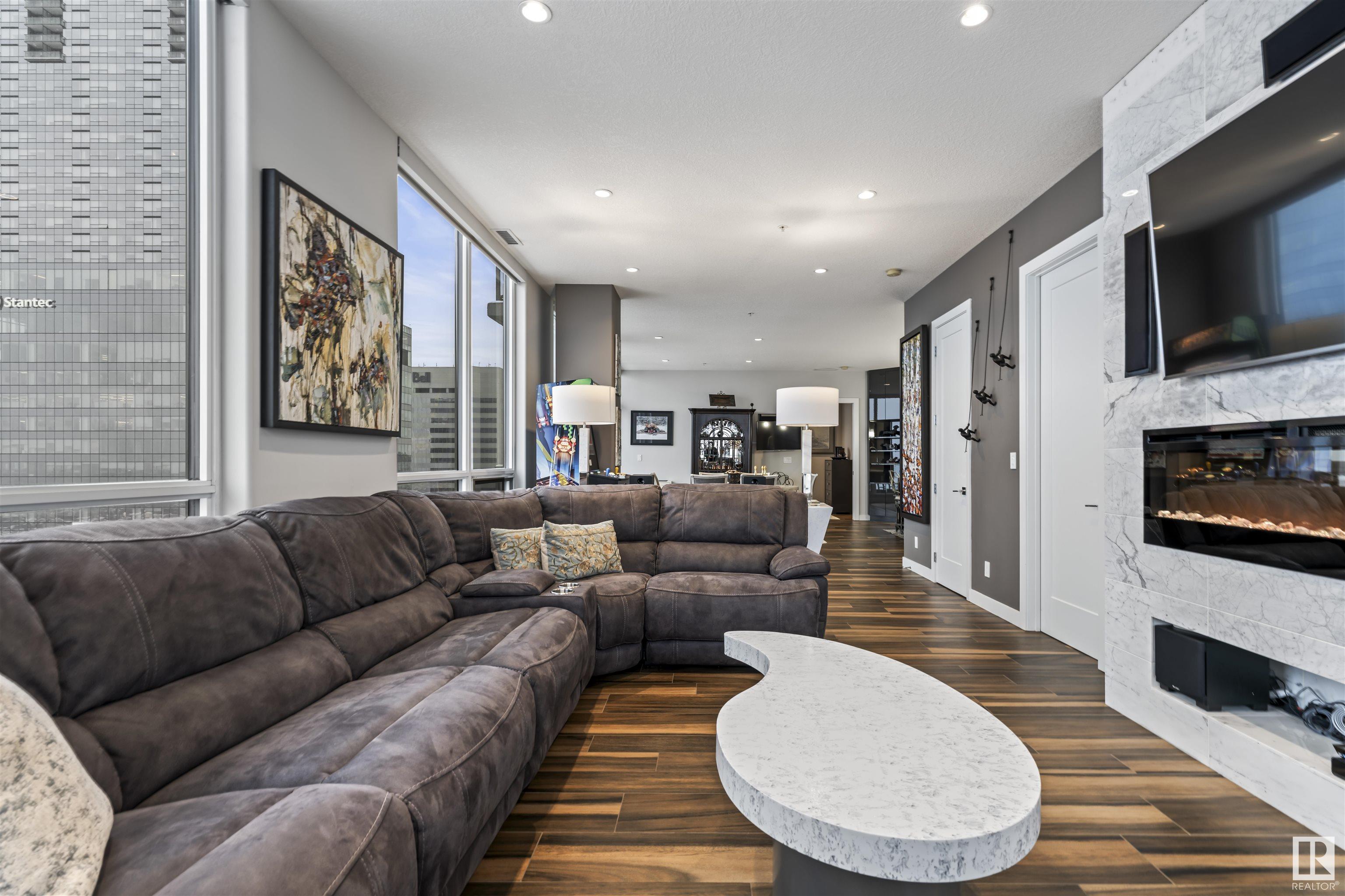     #3002 10238 103 ST NW , Edmonton,  ,T5J 0Y8 ;  Listing Number: MLS E4420477