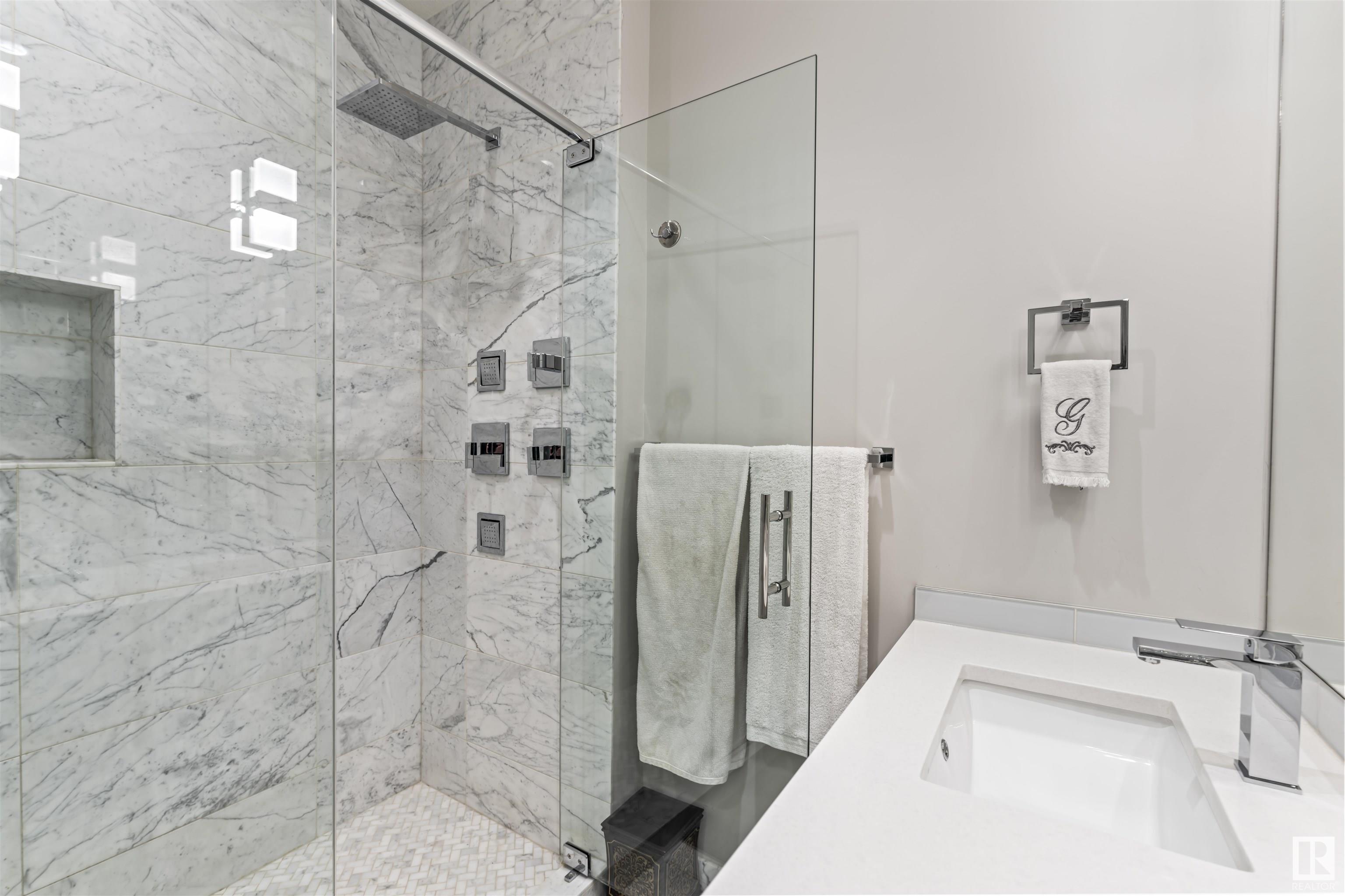     #3002 10238 103 ST NW , Edmonton,  ,T5J 0Y8 ;  Listing Number: MLS E4420477