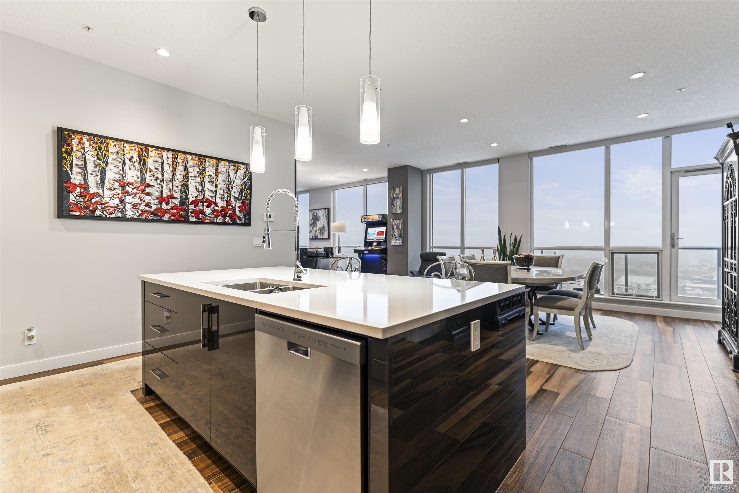      #3002 10238 103 ST NW , Edmonton,  ,T5J 0Y8 ;  Listing Number: MLS E4420477