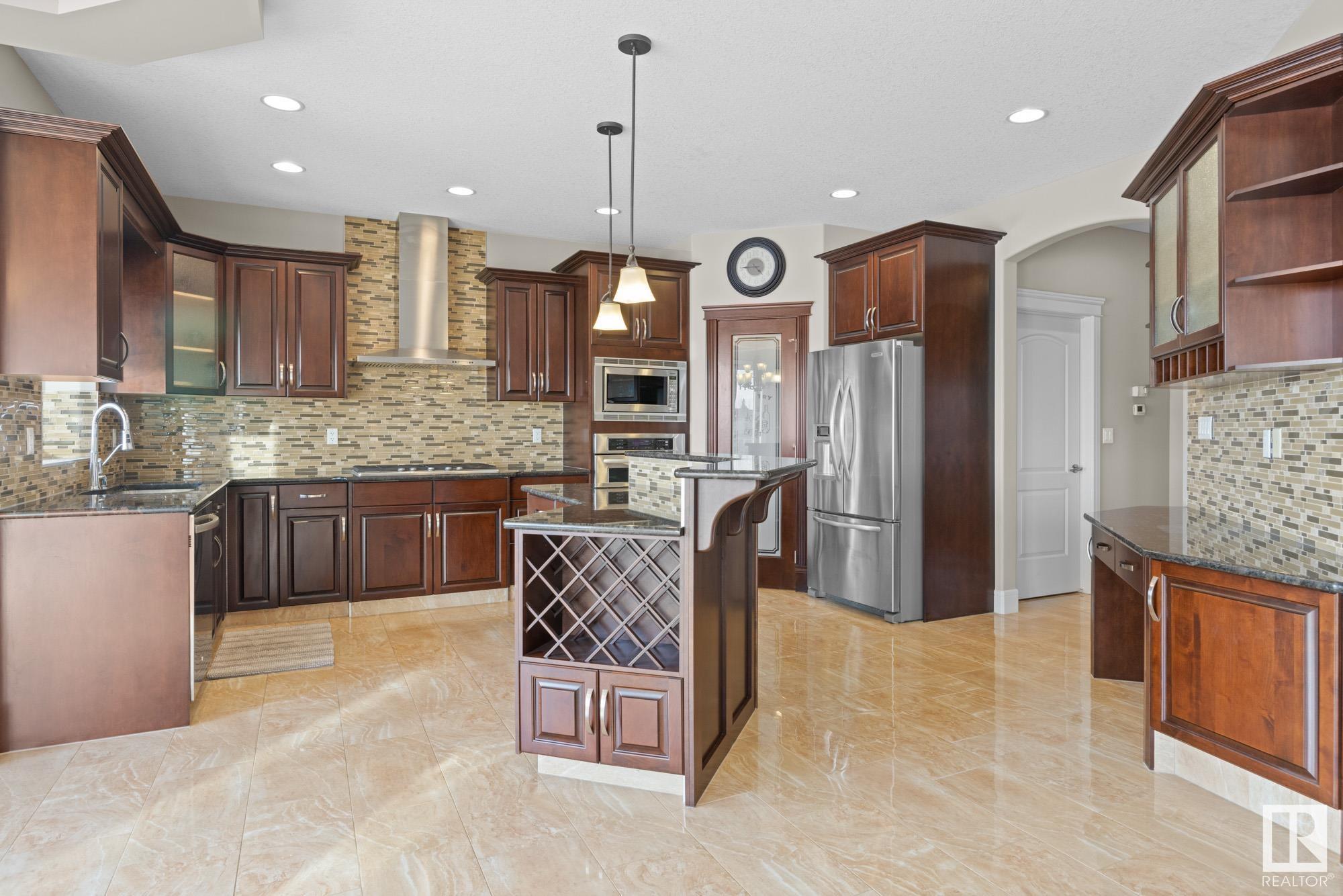      1539 CUNNINGHAM CAPE CA SW , Edmonton,  ,T6W 0Y3 ;  Listing Number: MLS E4420480