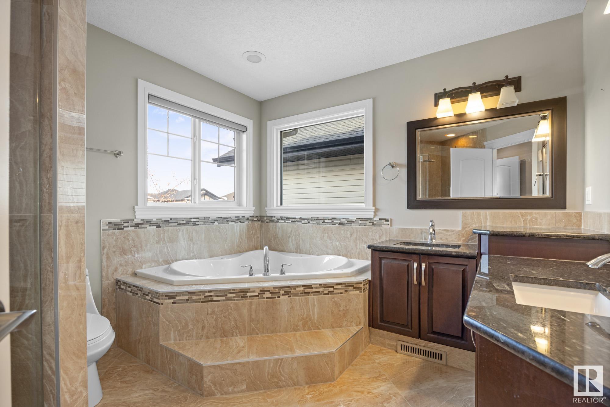      1539 CUNNINGHAM CAPE CA SW , Edmonton,  ,T6W 0Y3 ;  Listing Number: MLS E4420480