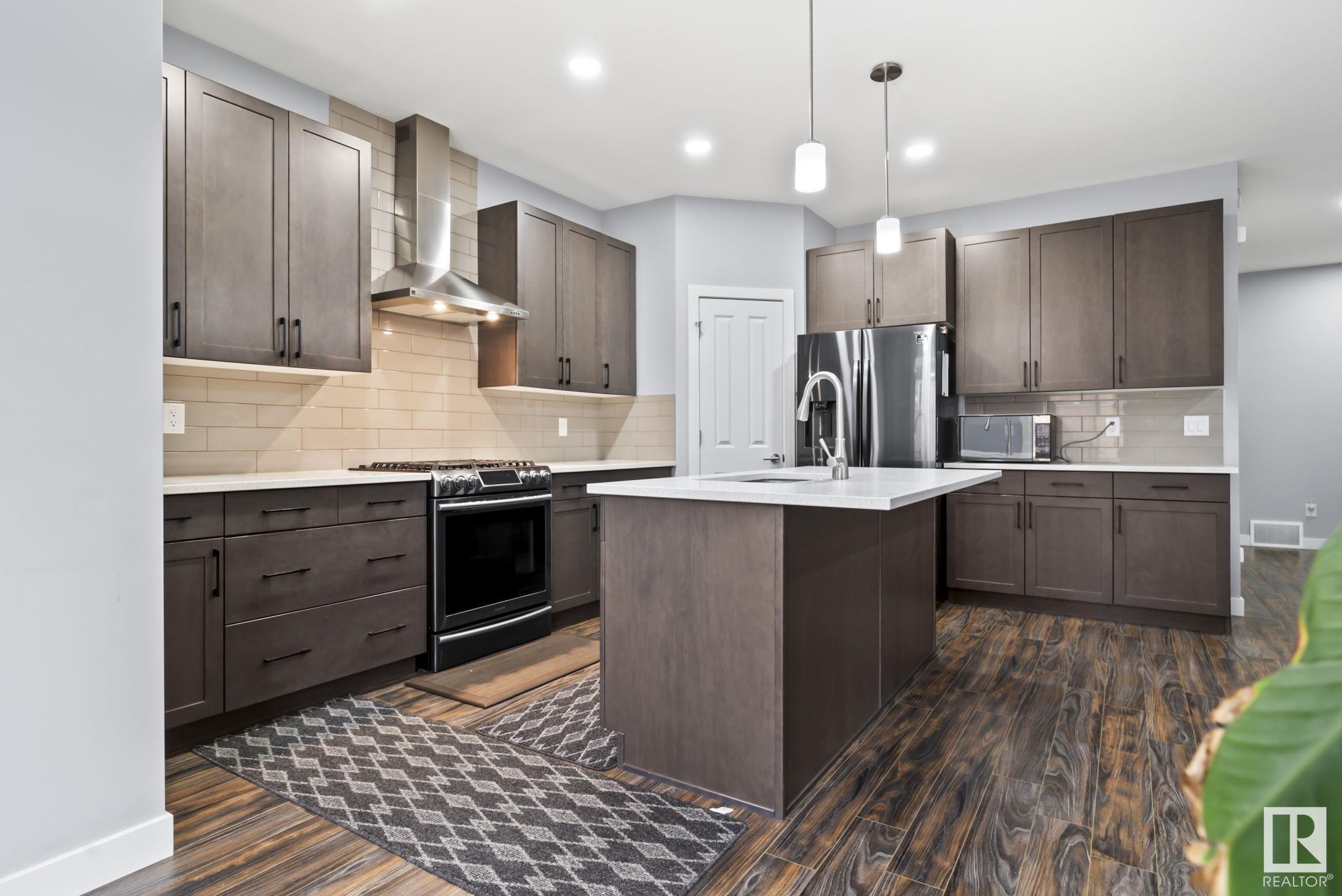      455 41 AV NW , Edmonton,  ,T6T 2G2 ;  Listing Number: MLS E4420481